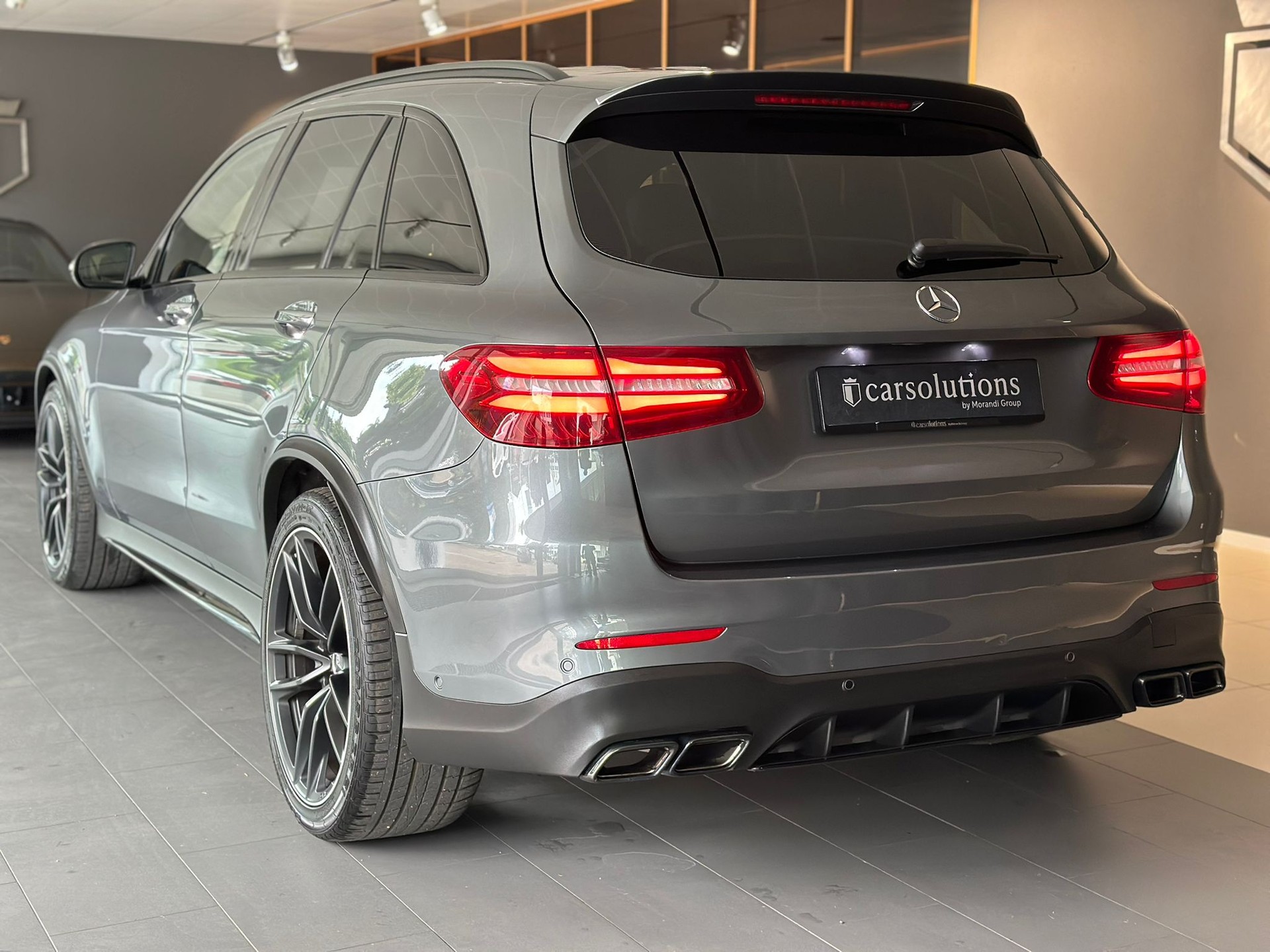 MERCEDES-BENZ GLC 63 S AMG 4Matic+ 9G-Tronic-image-8