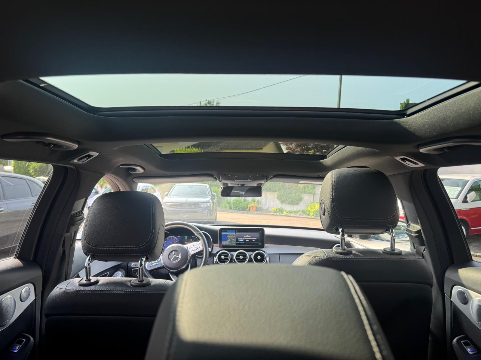 MERCEDES-BENZ C 200 Swiss Star AMG Line 4M 9G-Tronic-image-11