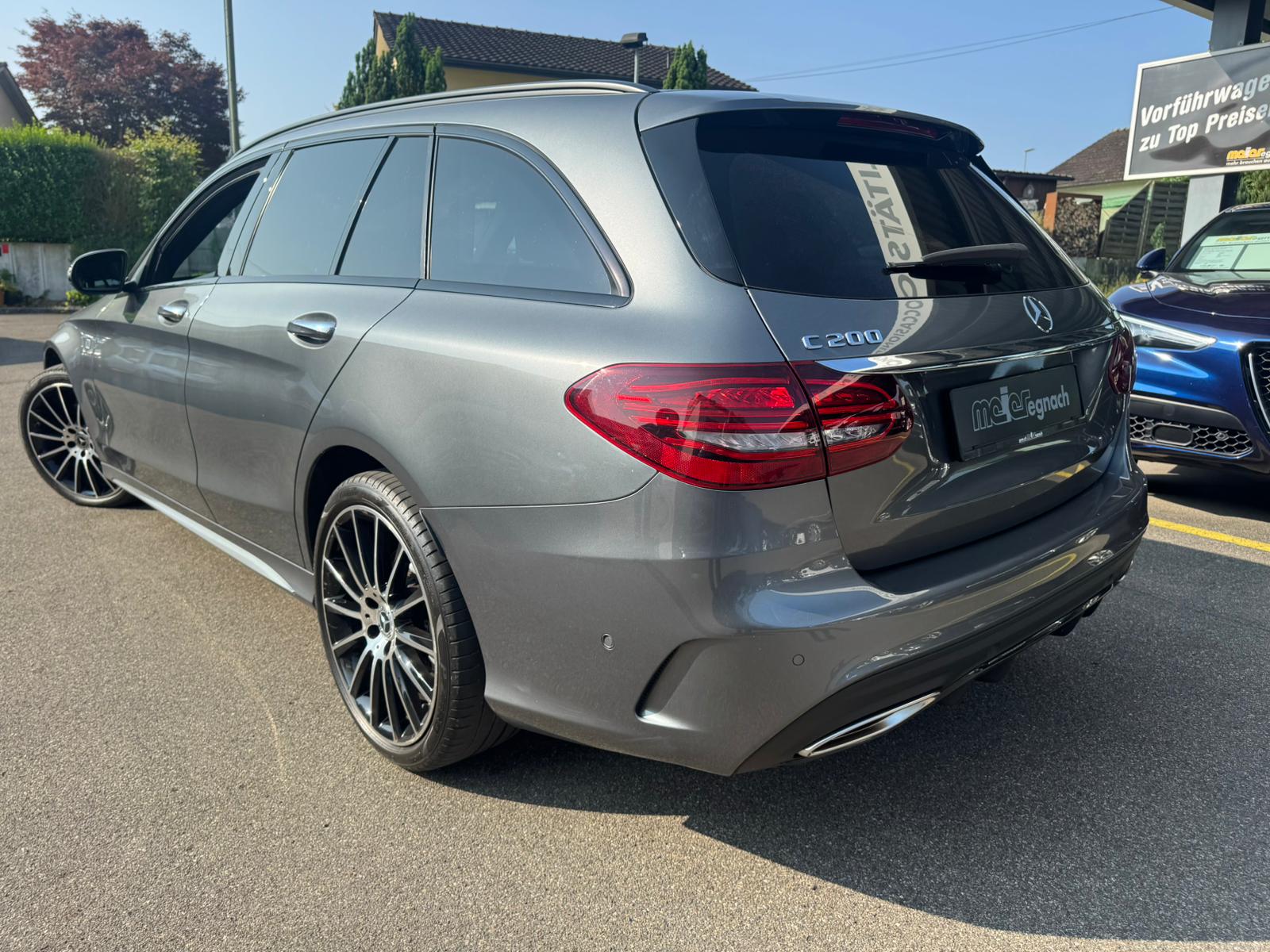 MERCEDES-BENZ C 200 Swiss Star AMG Line 4M 9G-Tronic-image-4