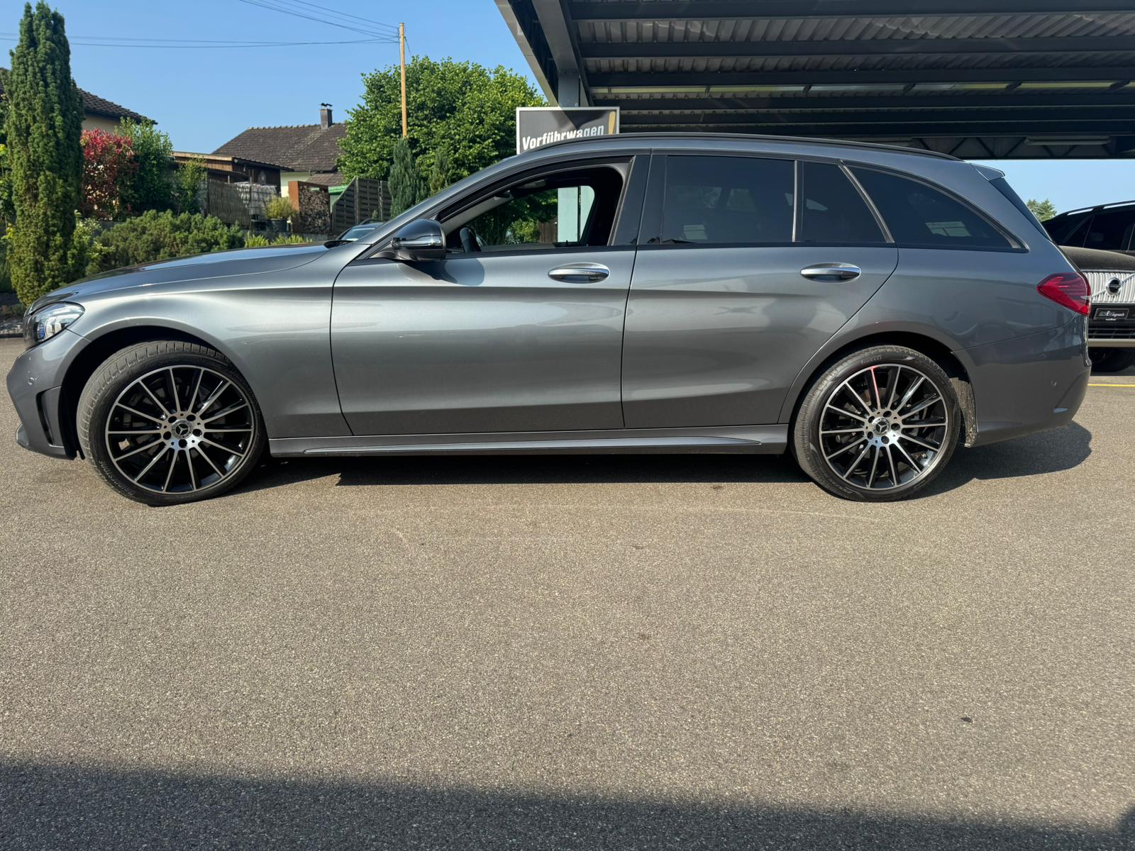 MERCEDES-BENZ C 200 Swiss Star AMG Line 4M 9G-Tronic-image-3
