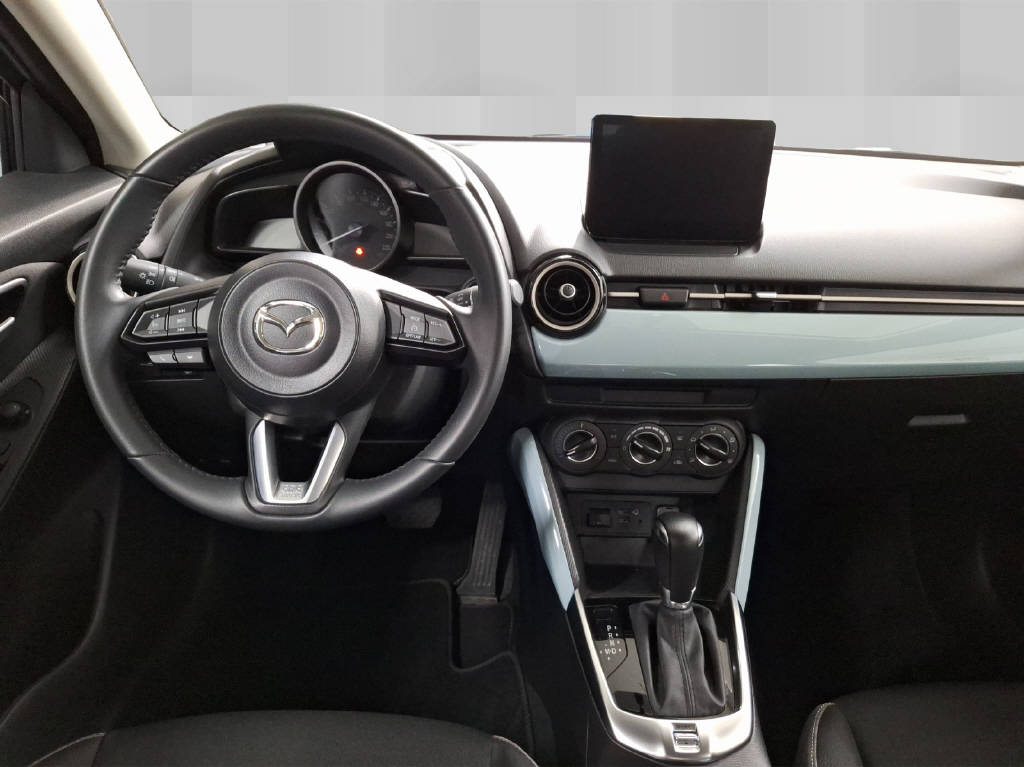 MAZDA 2 1.5 90 Center-Line-image-5
