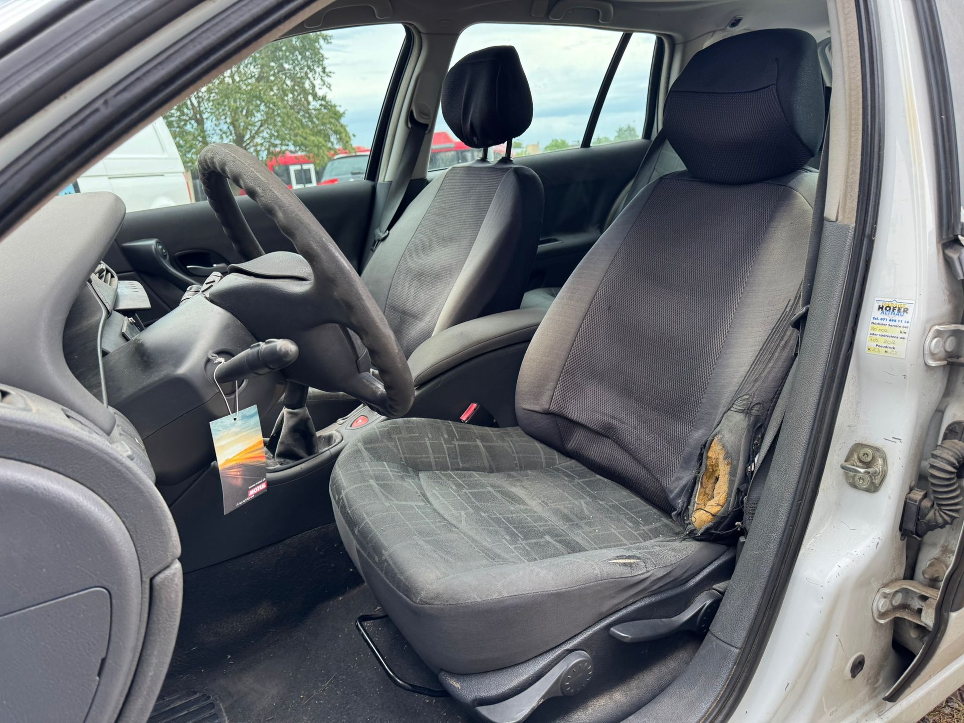 RENAULT Laguna Grandtour 1.8 16V Expression-image-12