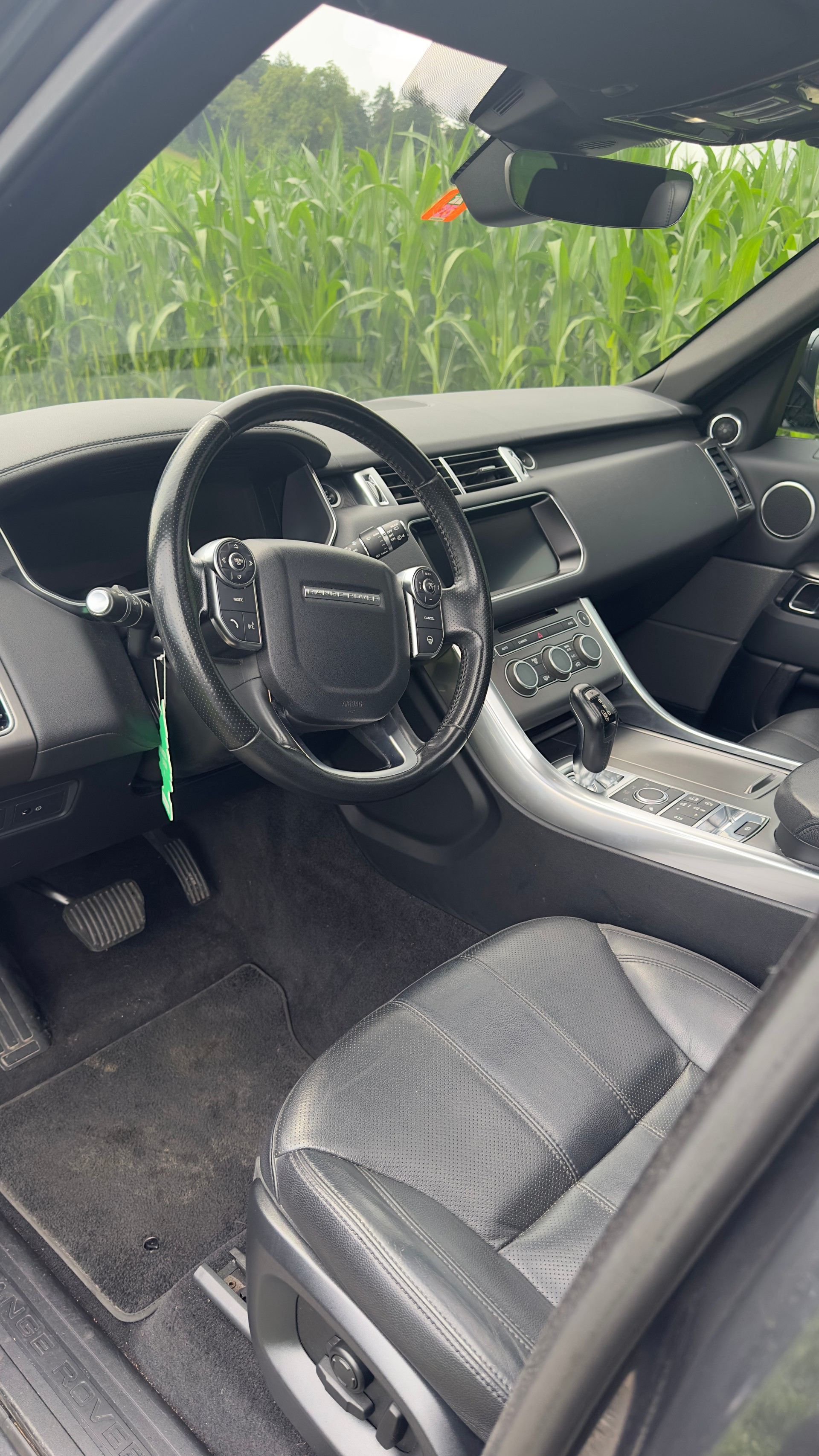 LAND ROVER Range Rover Sport 3.0 TDV6 HSE Automatic-image-2