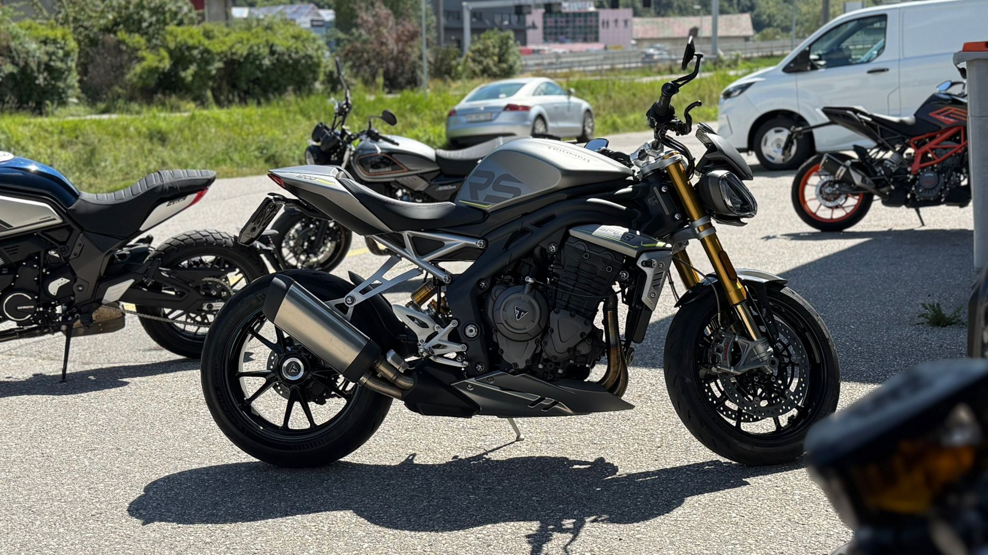 TRIUMPH Speed Triple RS-showroom-element-3