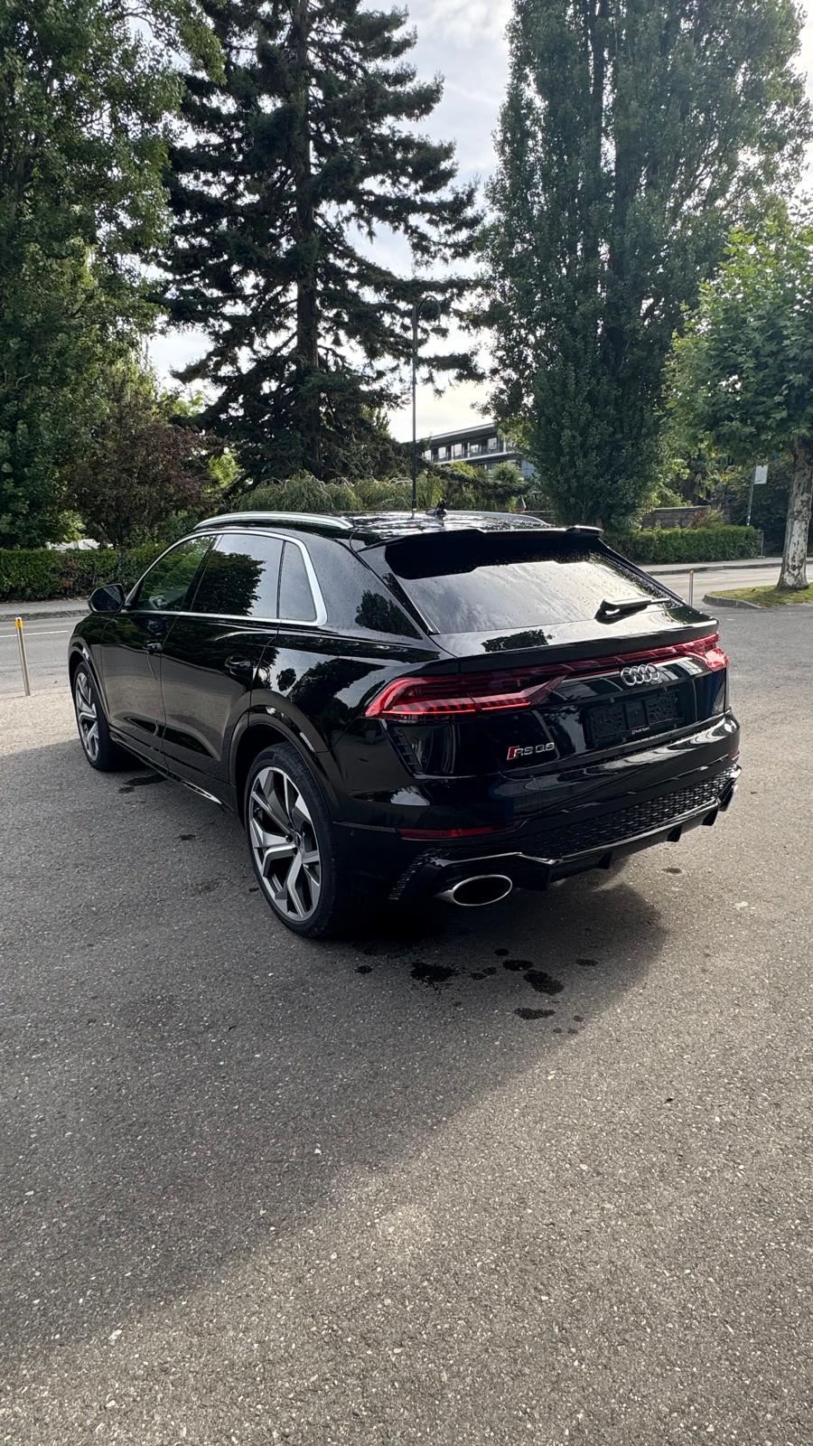 AUDI RSQ8 quattro tiptronic-image-2