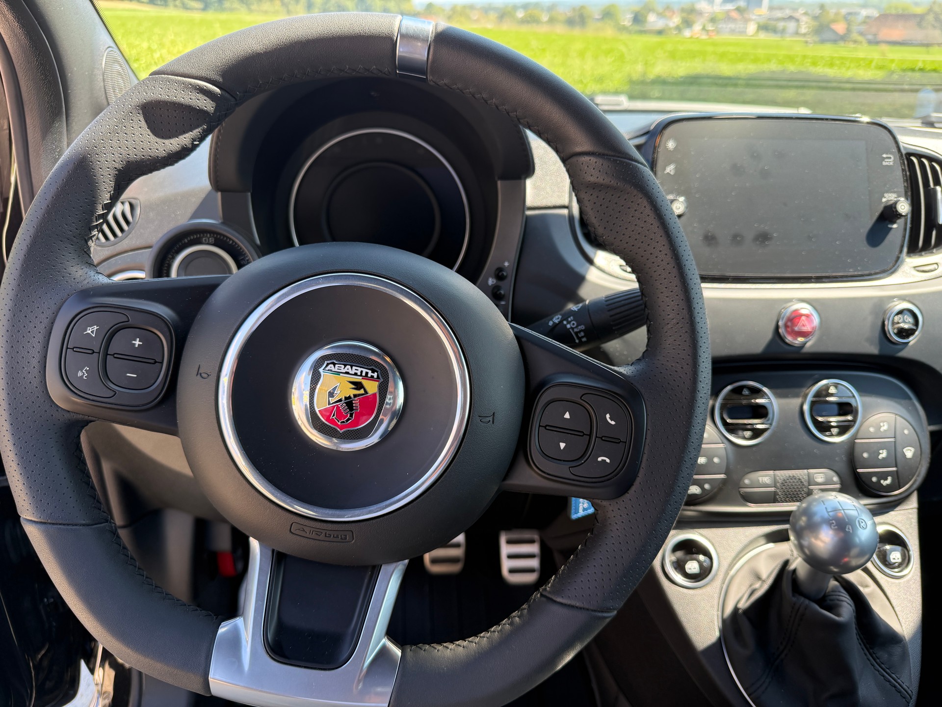 FIAT 595C 1.4 16V Turbo Abarth 595-image-12