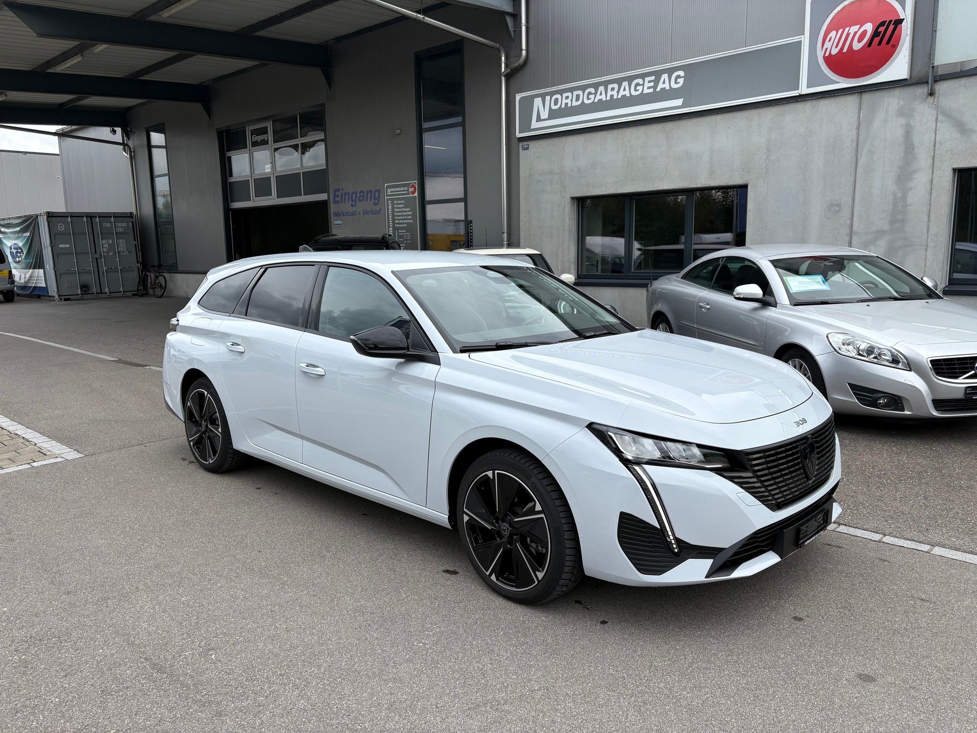PEUGEOT 308 SW e-Allure