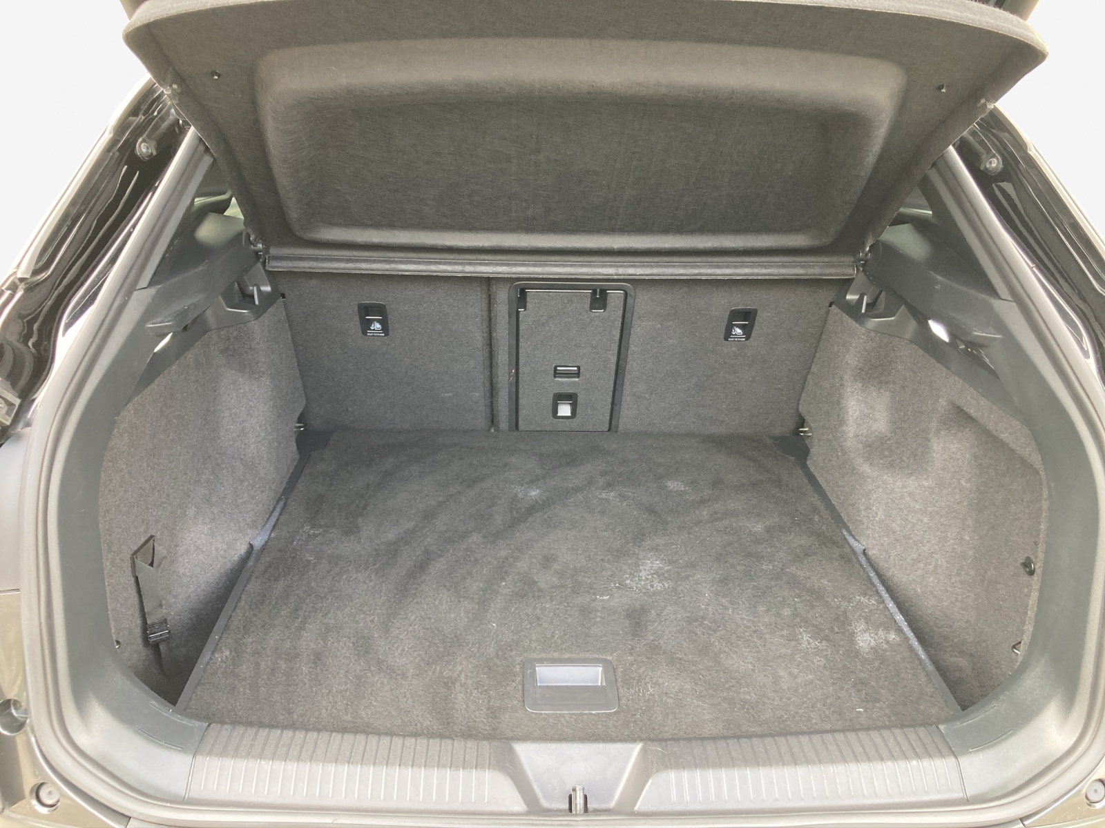 VW ID.4 Pro Performance 77 kWh 1ST Max-image-12