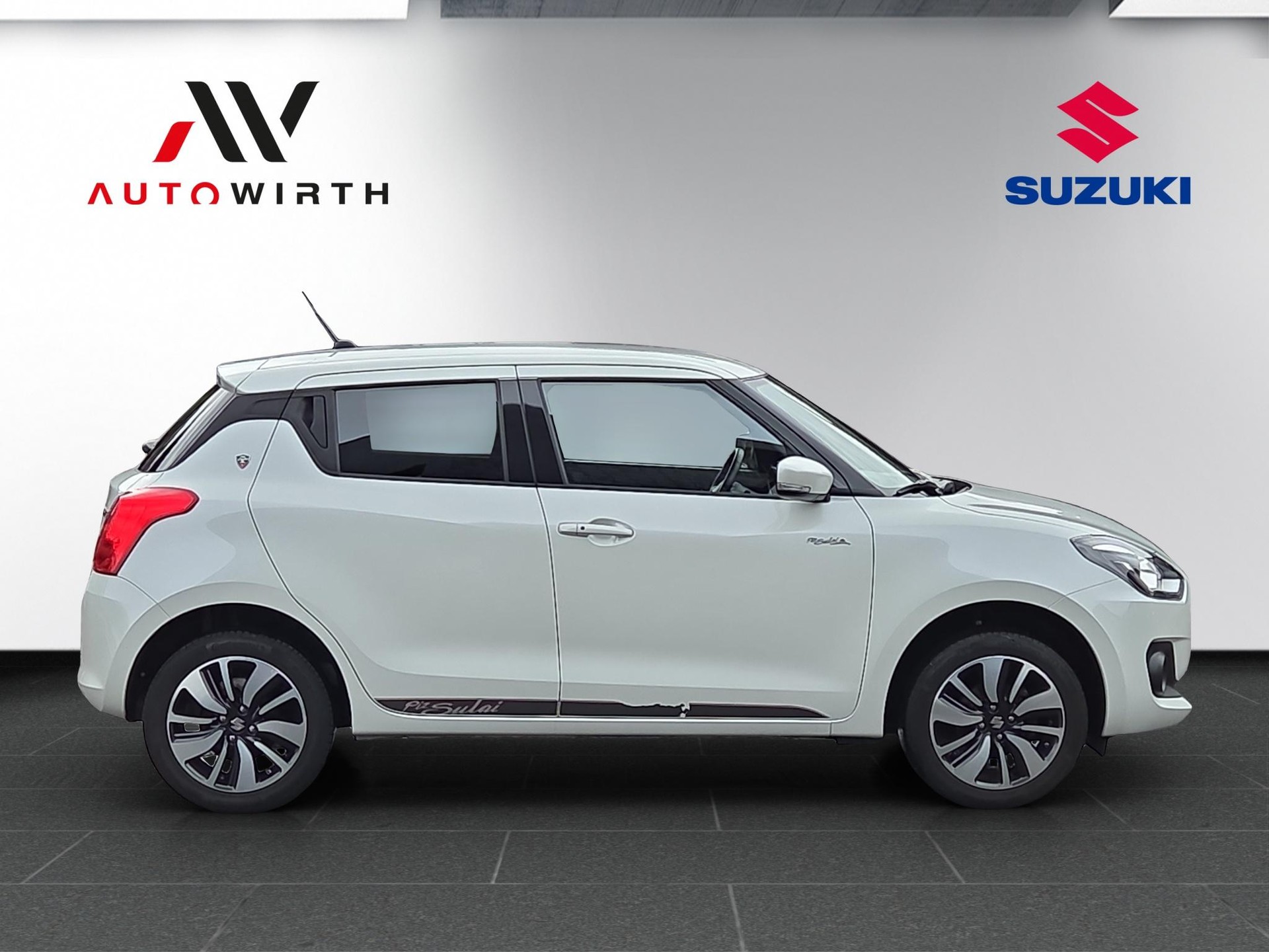 SUZUKI Swift 1.2 Piz Sulai Top Hybrid 4x4-image-3