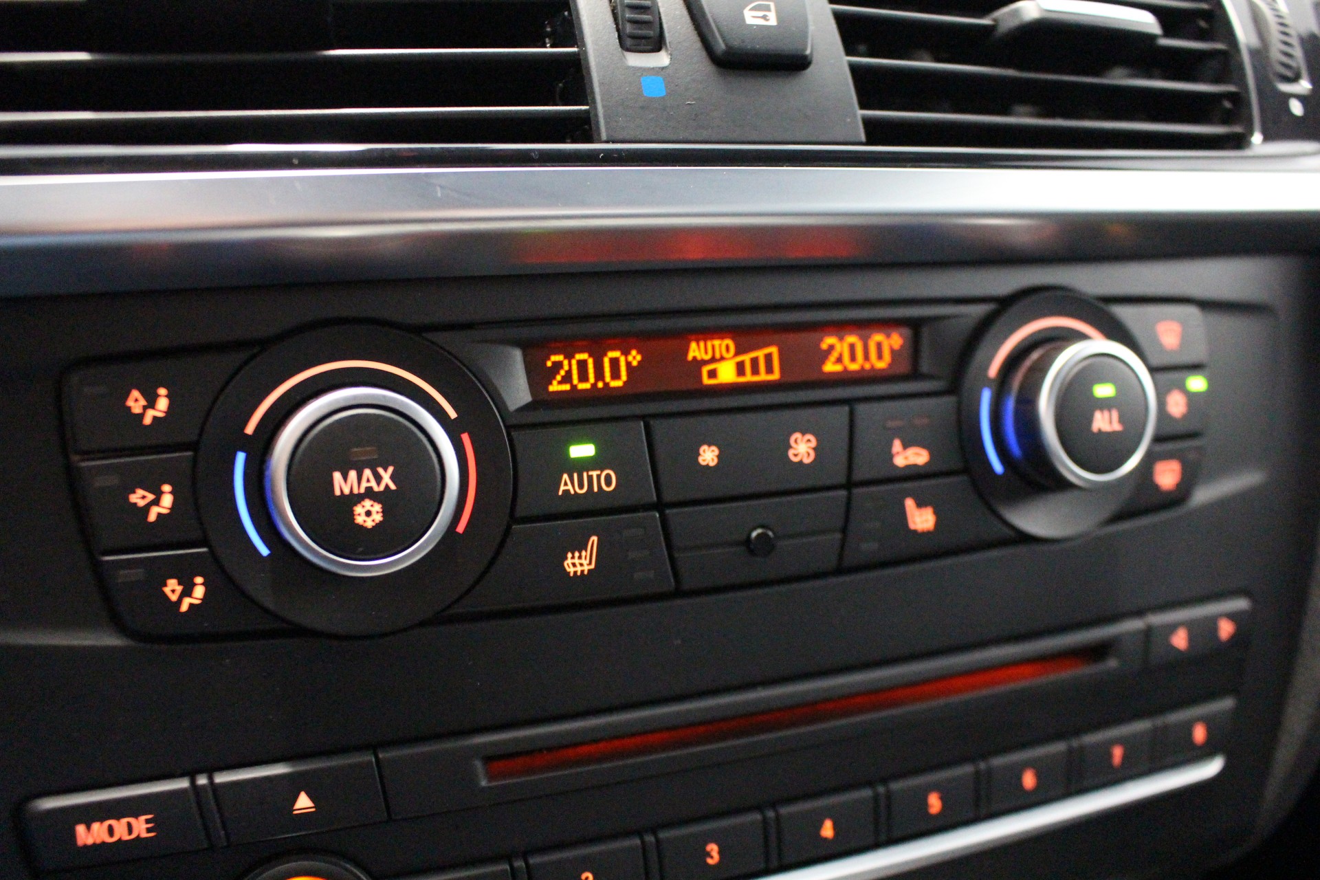 BMW X3 20d xDrive-image-16