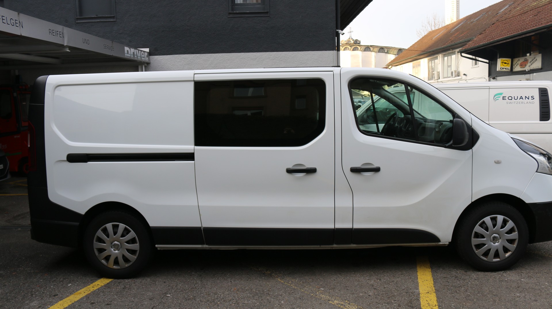 RENAULT Trafic 1.6 dCi 120 2.9t Business L2H1-image-6