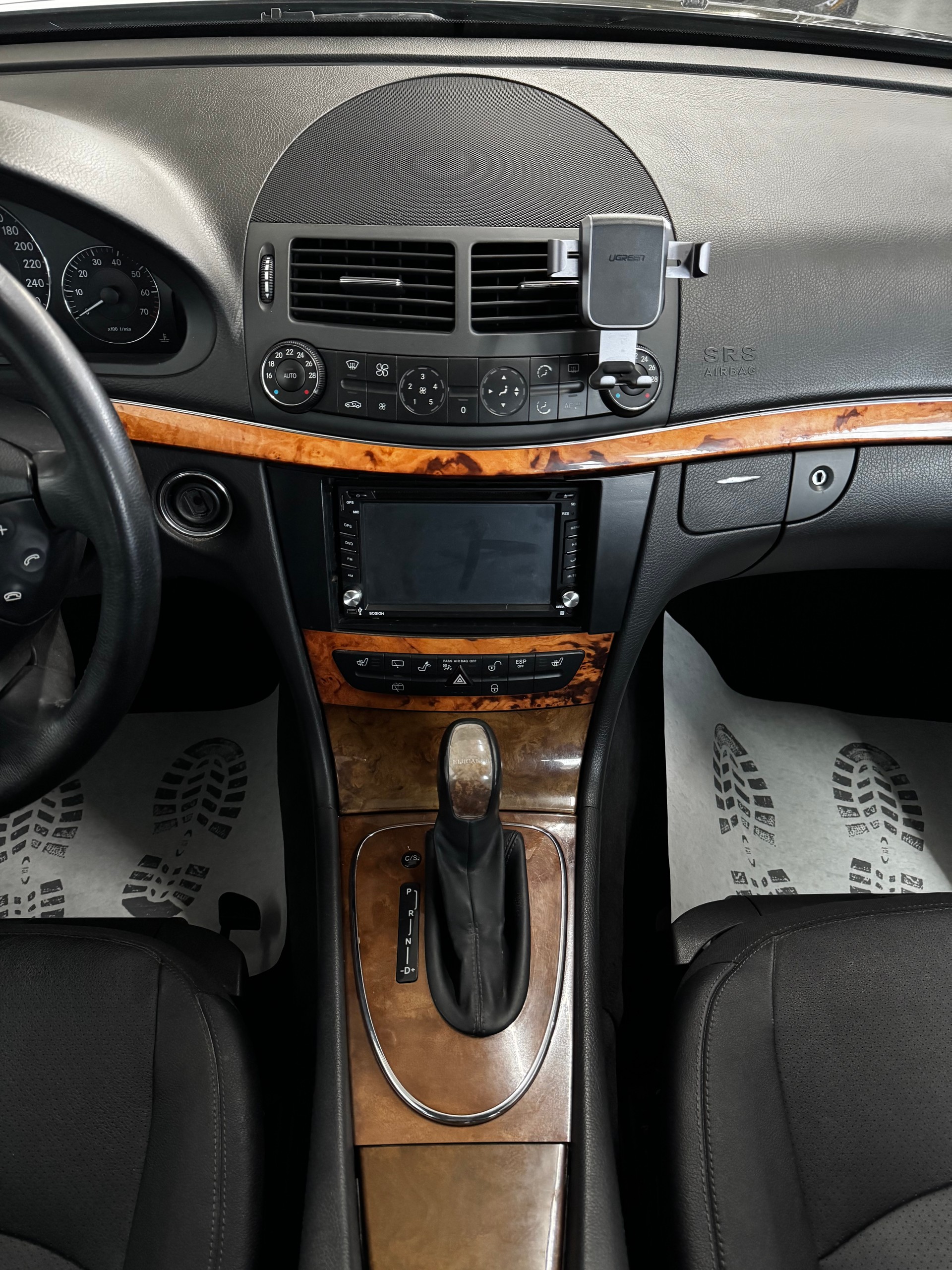 MERCEDES-BENZ E 350 Avantgarde 4Matic Automatic-image-15