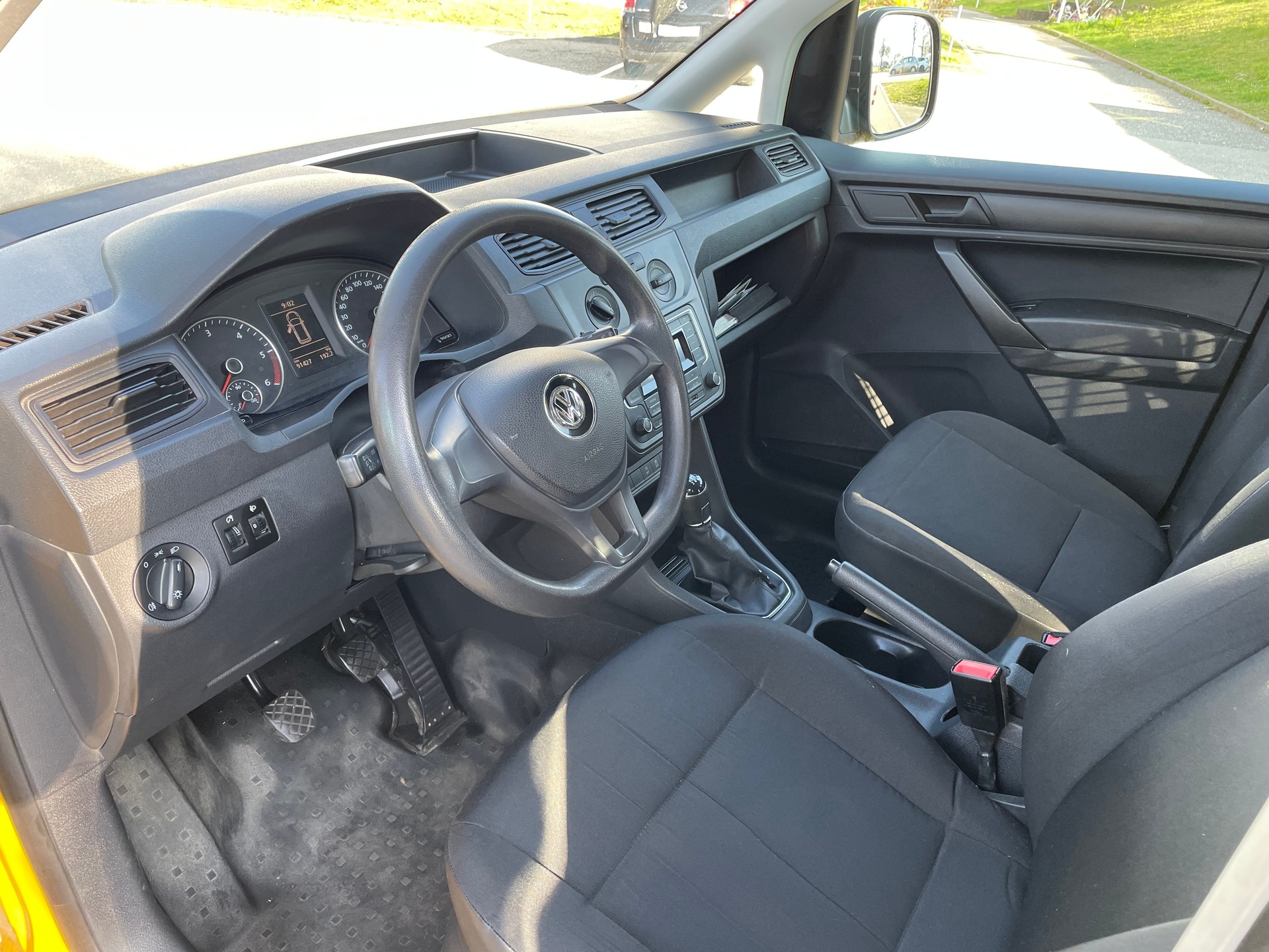 VW Caddy 2.0TDI 4Motion BlueMotion (Zahnriemen, Wasserpumpe und Kupplung neu)-image-8