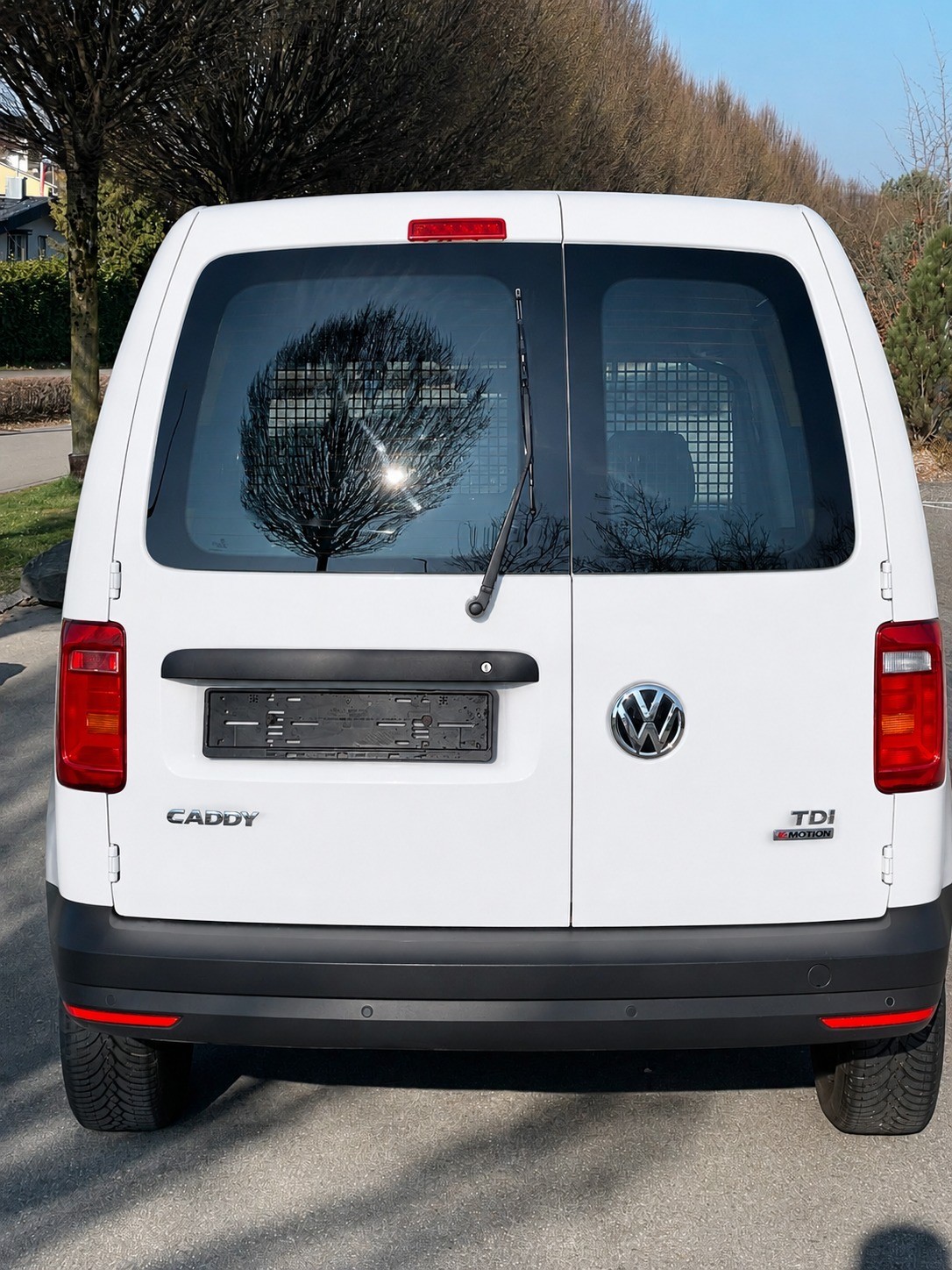VW Caddy 2.0TDI 4Motion BlueMotion (Zahnriemen, Wasserpumpe und Kupplung neu)-image-3