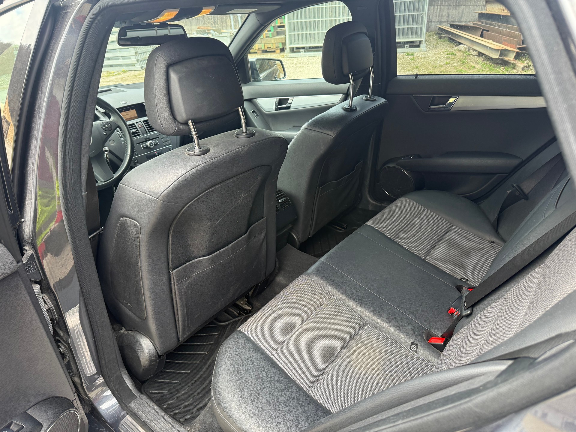 MERCEDES-BENZ C 250 CDI Avantgarde 4Matic 7G-Tronic-image-8