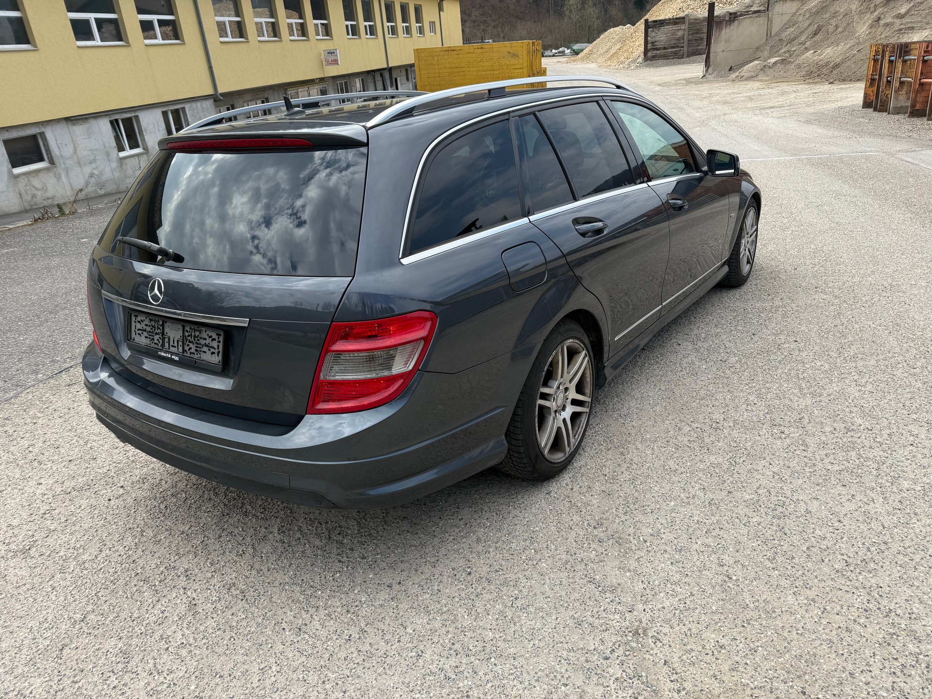 MERCEDES-BENZ C 250 CDI Avantgarde 4Matic 7G-Tronic-image-3