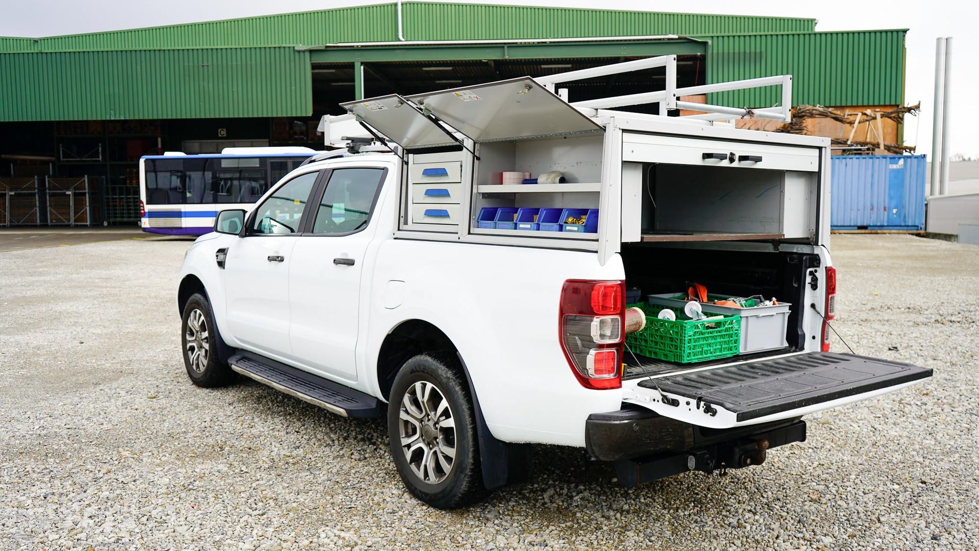 FORD Ranger Wildtrak 3.2 TDCi 4x4 A-image-2