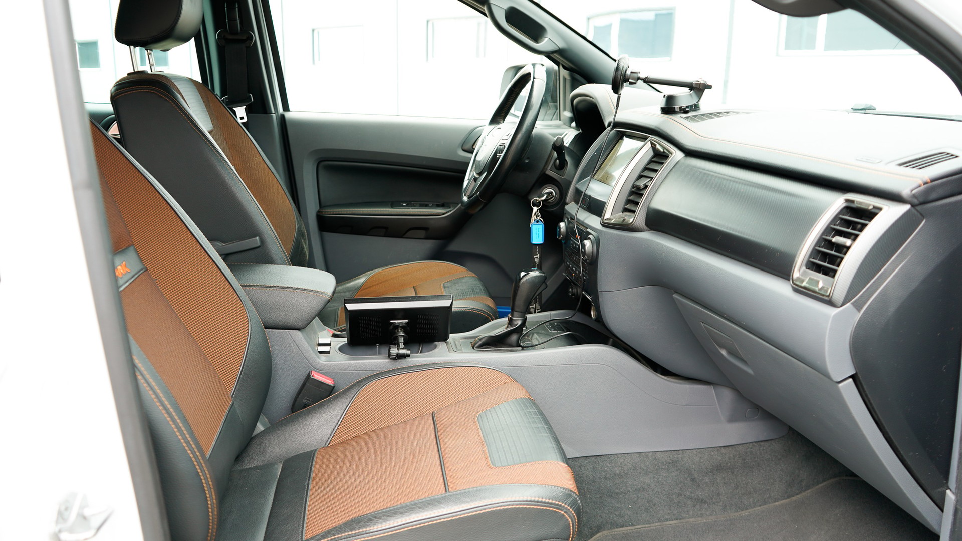 FORD Ranger Wildtrak 3.2 TDCi 4x4 A-image-5