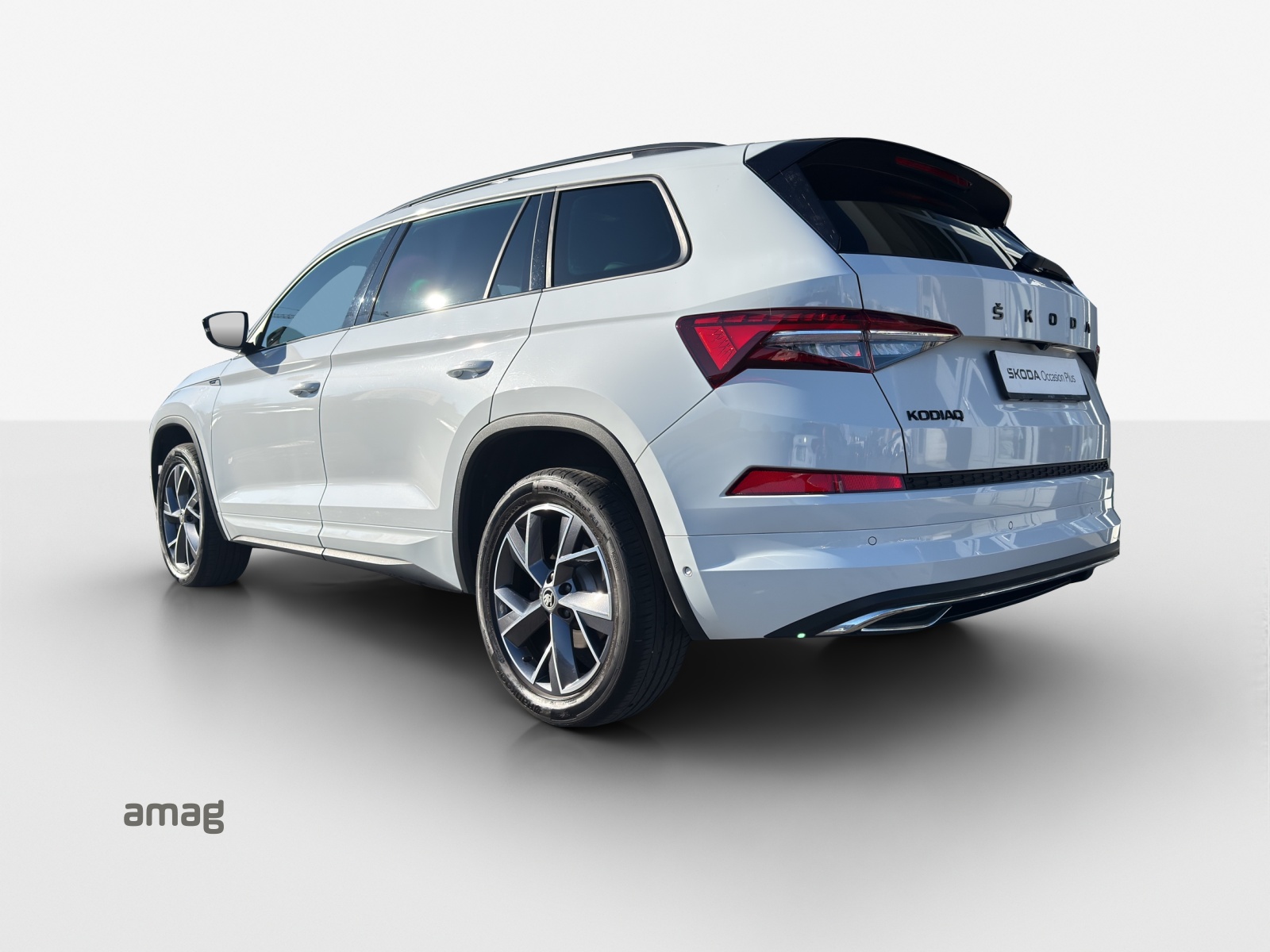 SKODA Kodiaq 2.0 TSI 4x4 SportLine-image-2