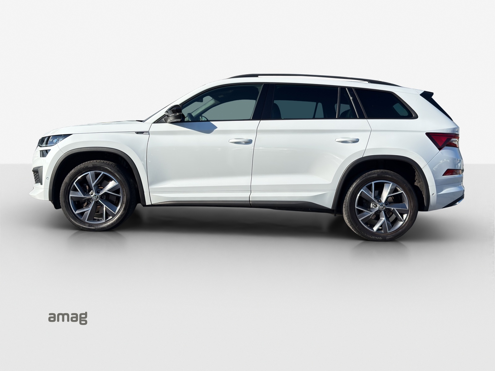 SKODA Kodiaq 2.0 TSI 4x4 SportLine-image-1