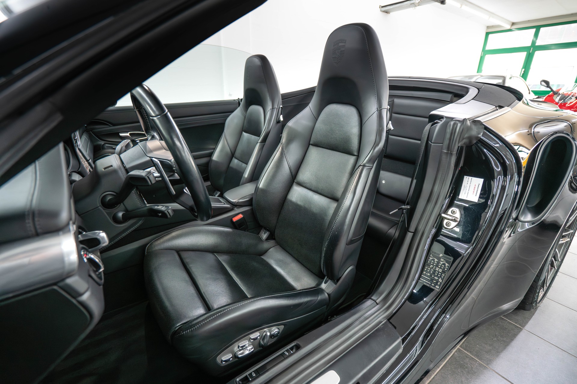 PORSCHE Turbo PDK-image-11
