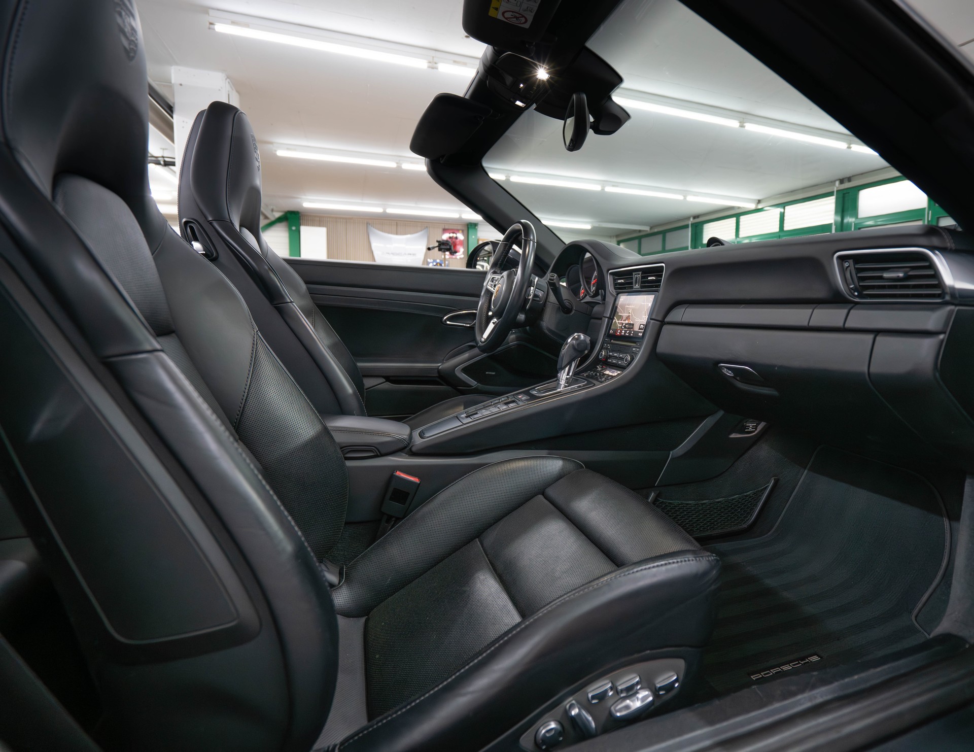 PORSCHE Turbo PDK-image-12