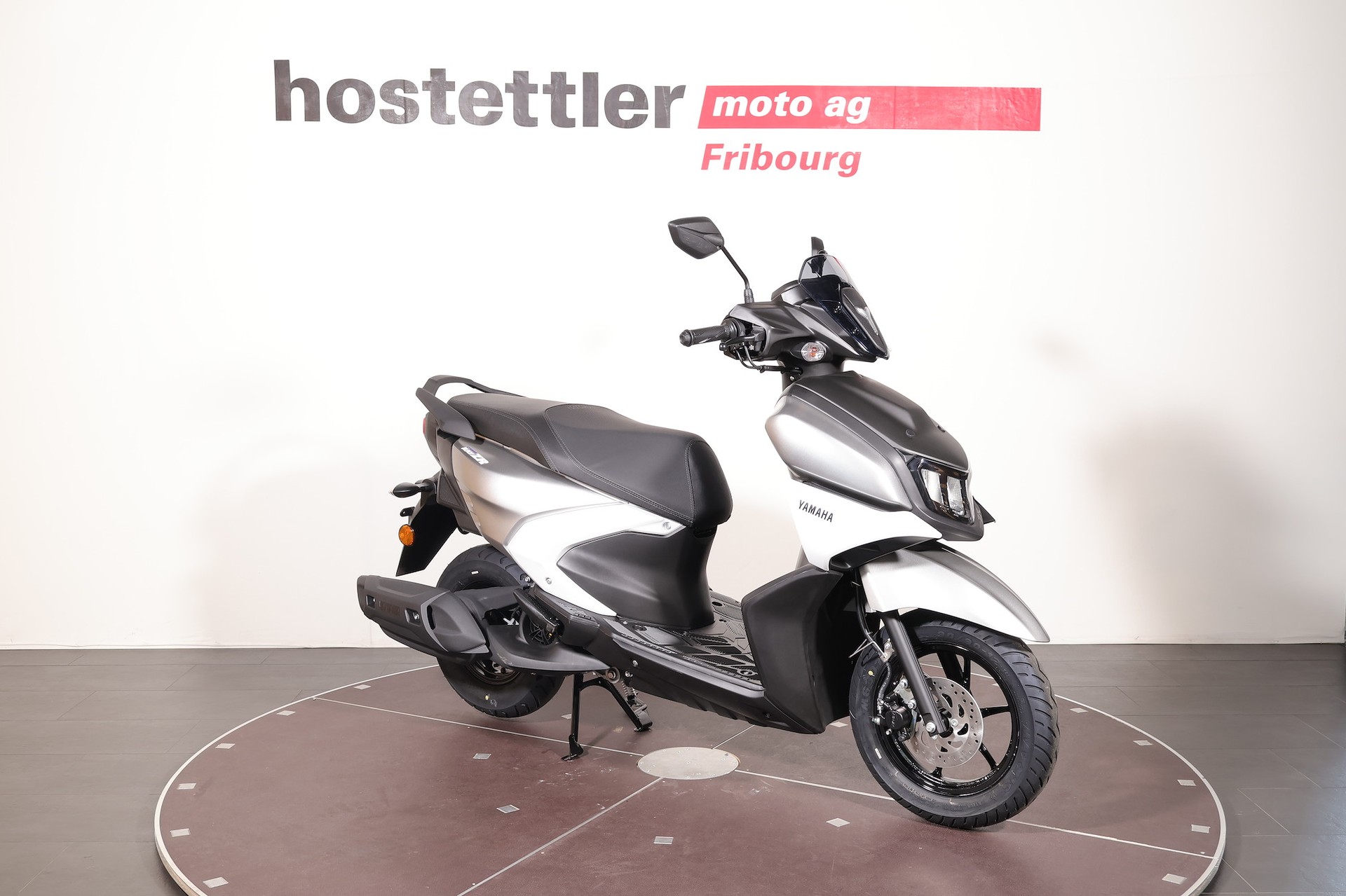 YAMAHA RayZR