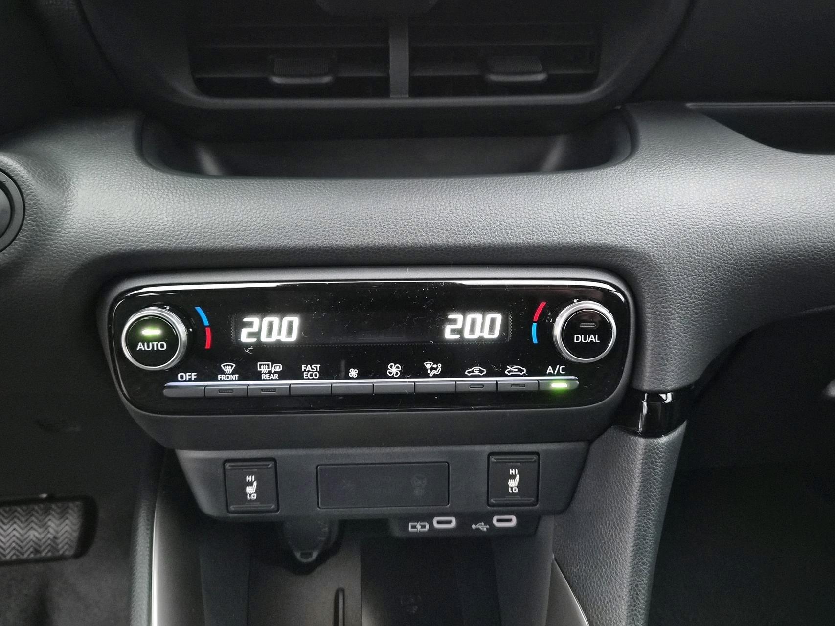 MAZDA 2 Hybrid Homura-image-12
