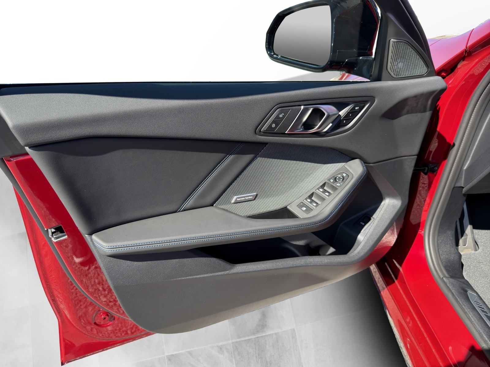 BMW M135 xDrive-image-8