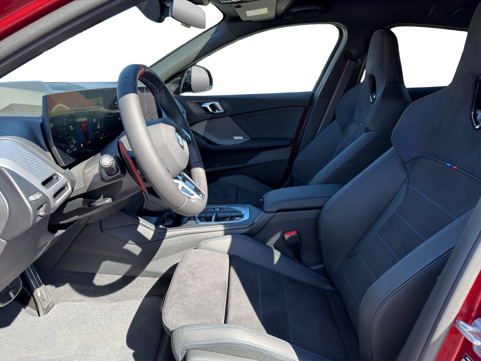 BMW M135 xDrive-image-9