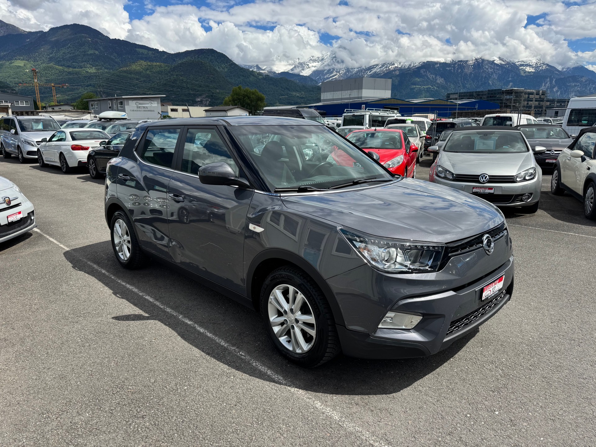 KGM-SsangYong Tivoli 1.6 e-XGi Quartz 4WD Automatic-image-1