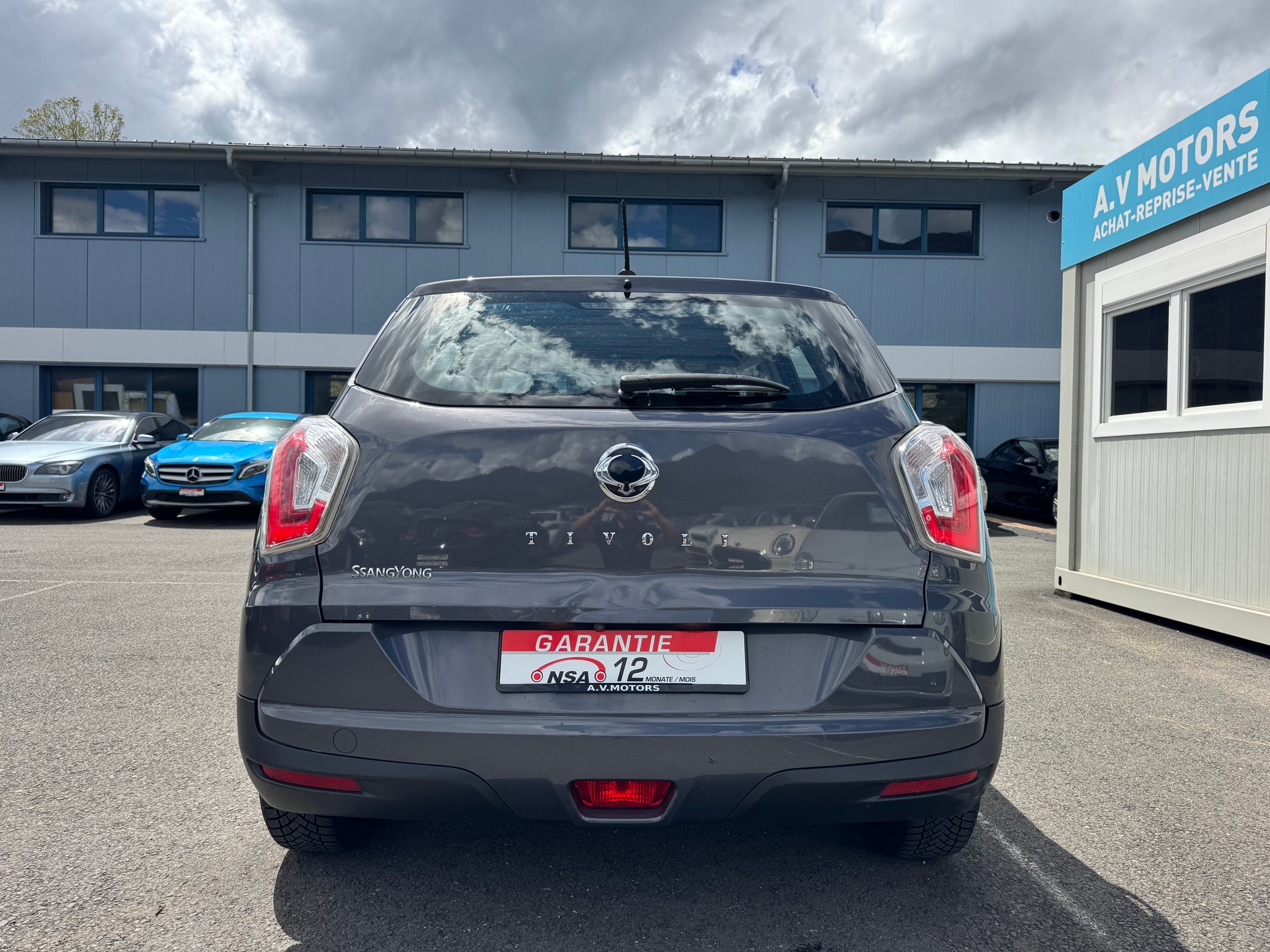 KGM-SsangYong Tivoli 1.6 e-XGi Quartz 4WD Automatic-image-5