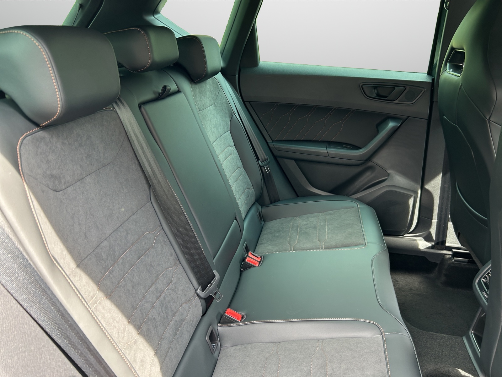 CUPRA Ateca 2.0TSI Inicio 4Drive DSG-image-12