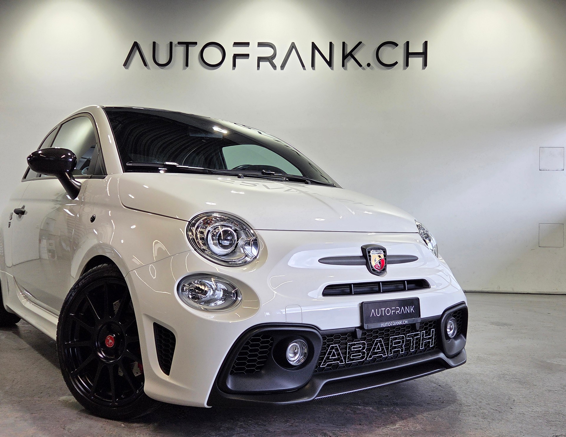 FIAT 595 Abarth 1.4 T-Jet 180 Competizione-image-7