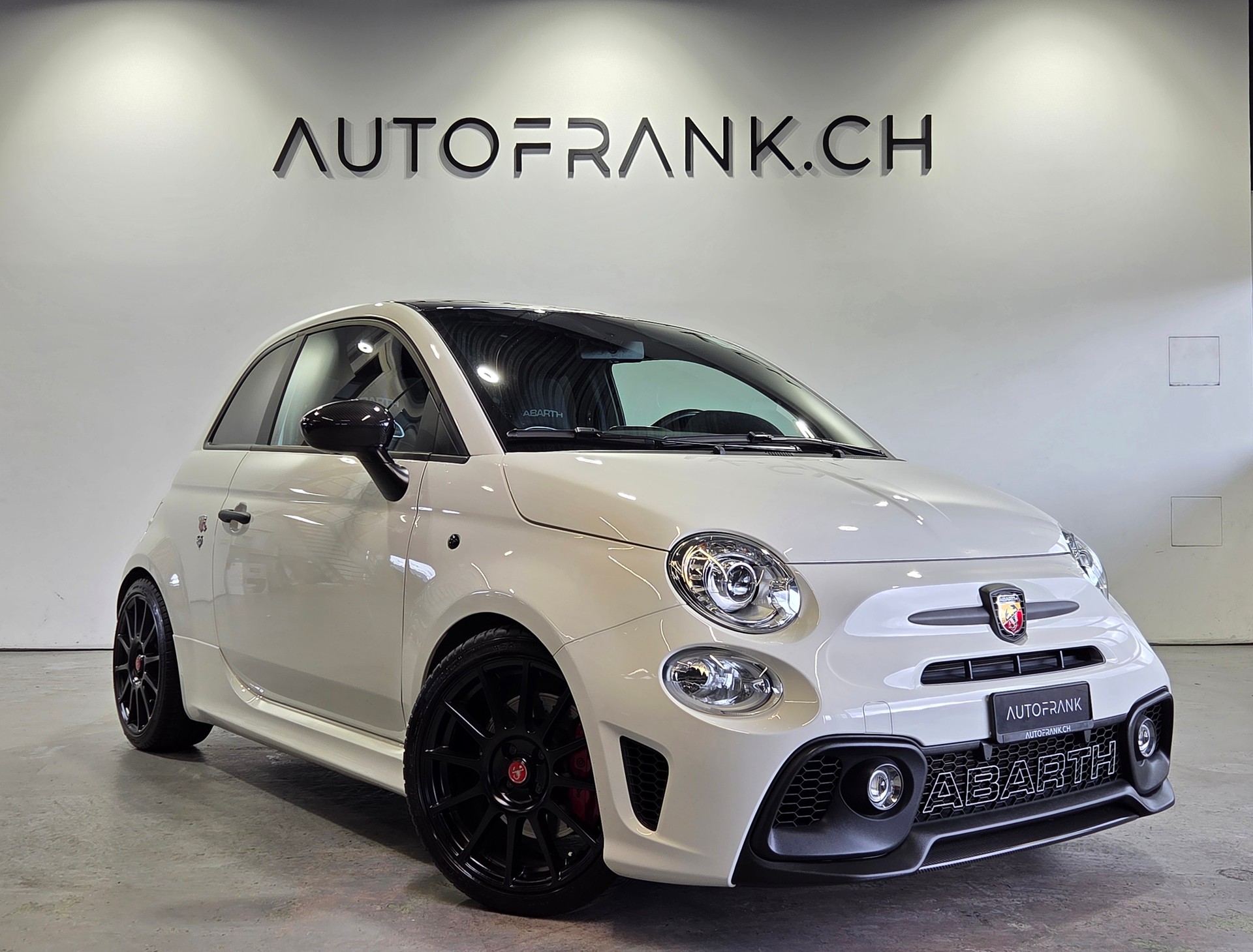 FIAT 595 Abarth 1.4 T-Jet 180 Competizione-image-17