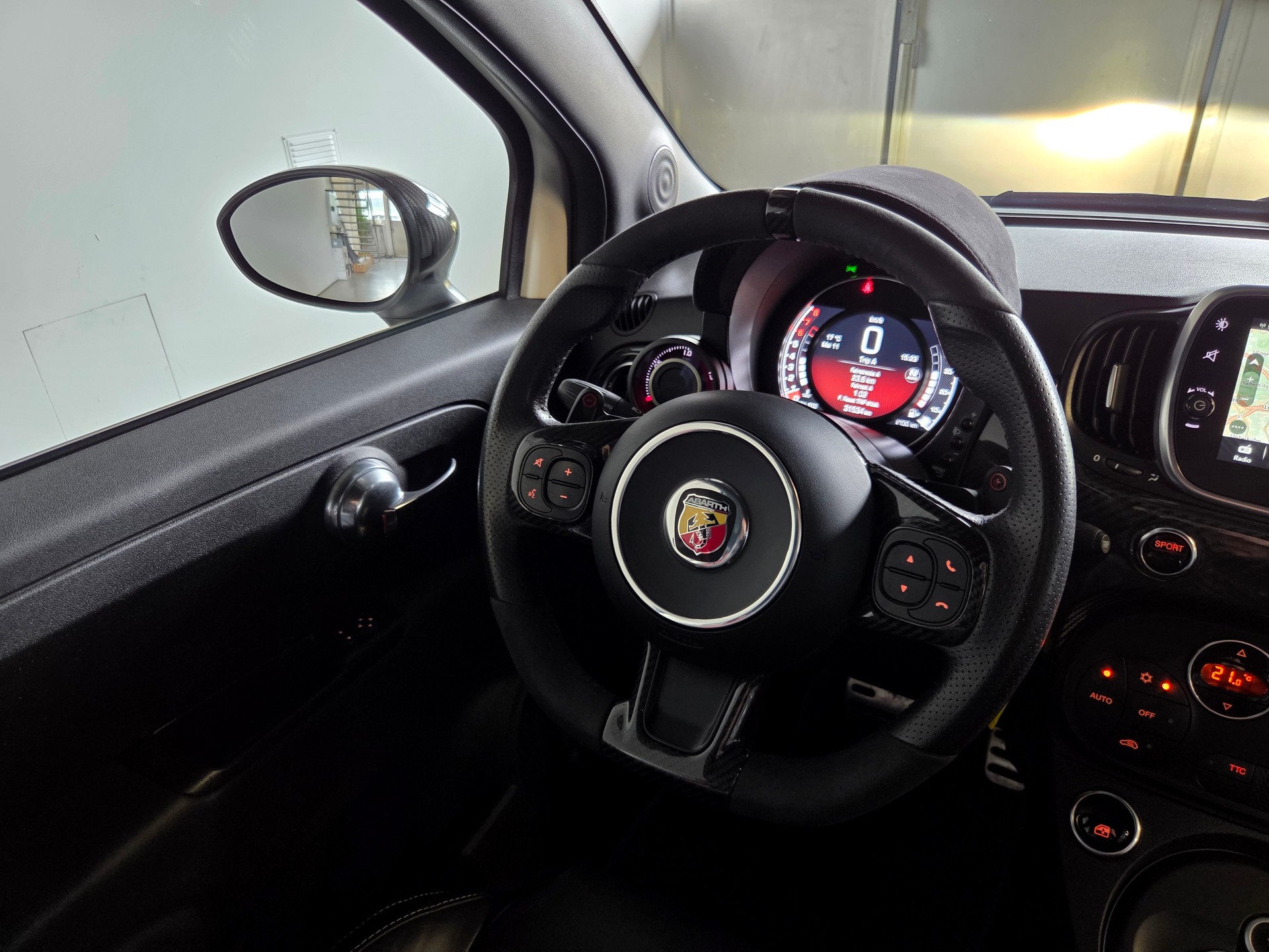 FIAT 595 Abarth 1.4 T-Jet 180 Competizione-image-14
