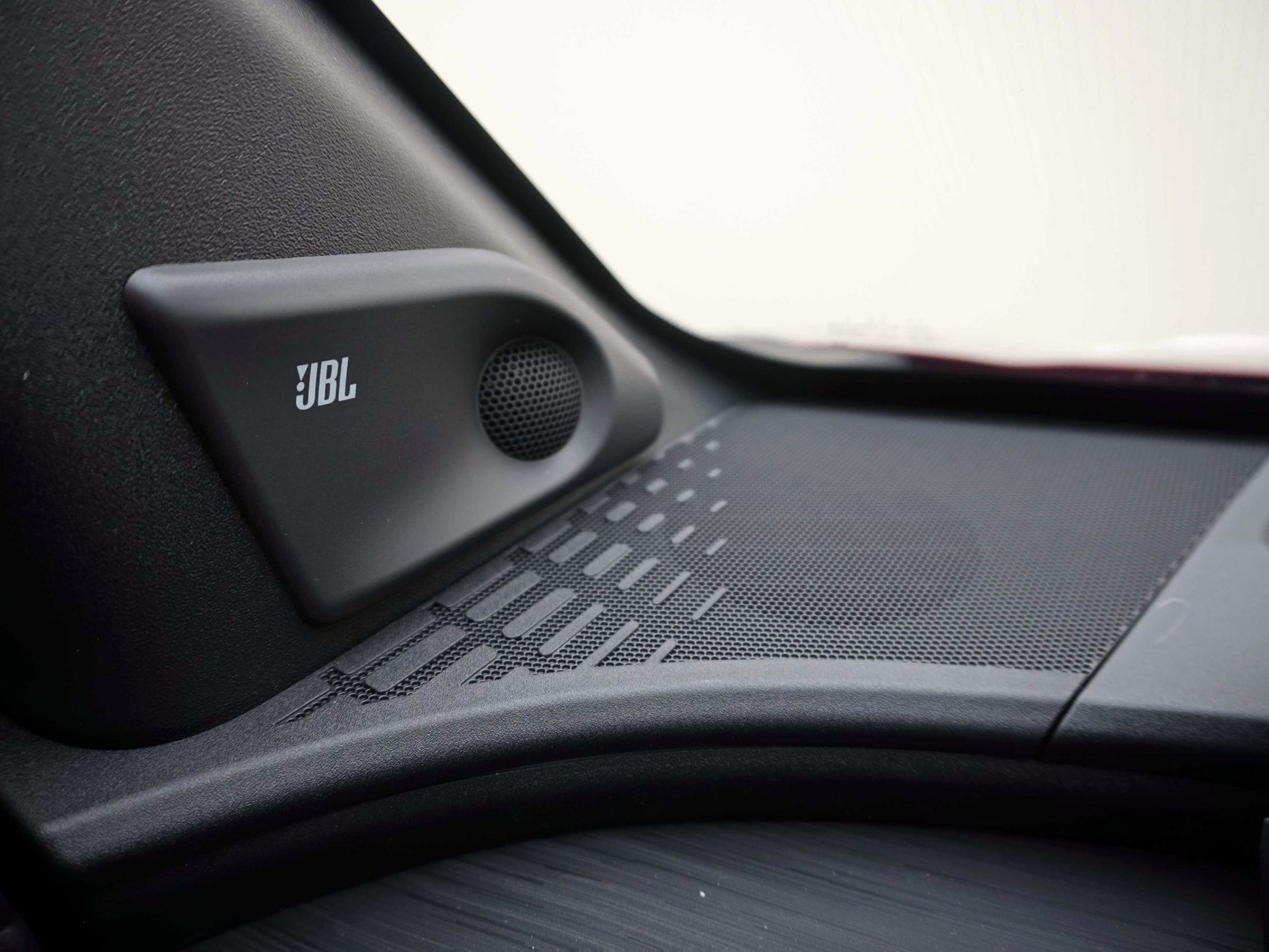 TOYOTA C-HR+ Premium AWD ** Panoramadach & JBL-Sound **-image-19
