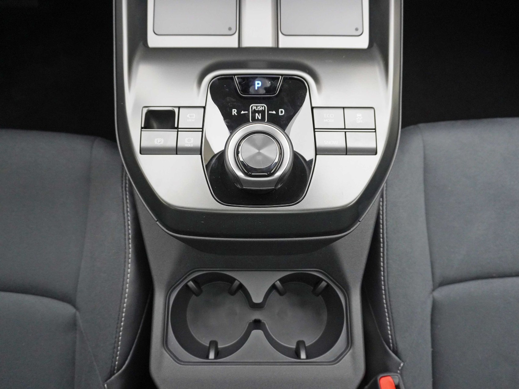 TOYOTA C-HR+ Premium AWD ** Panoramadach & JBL-Sound **-image-21