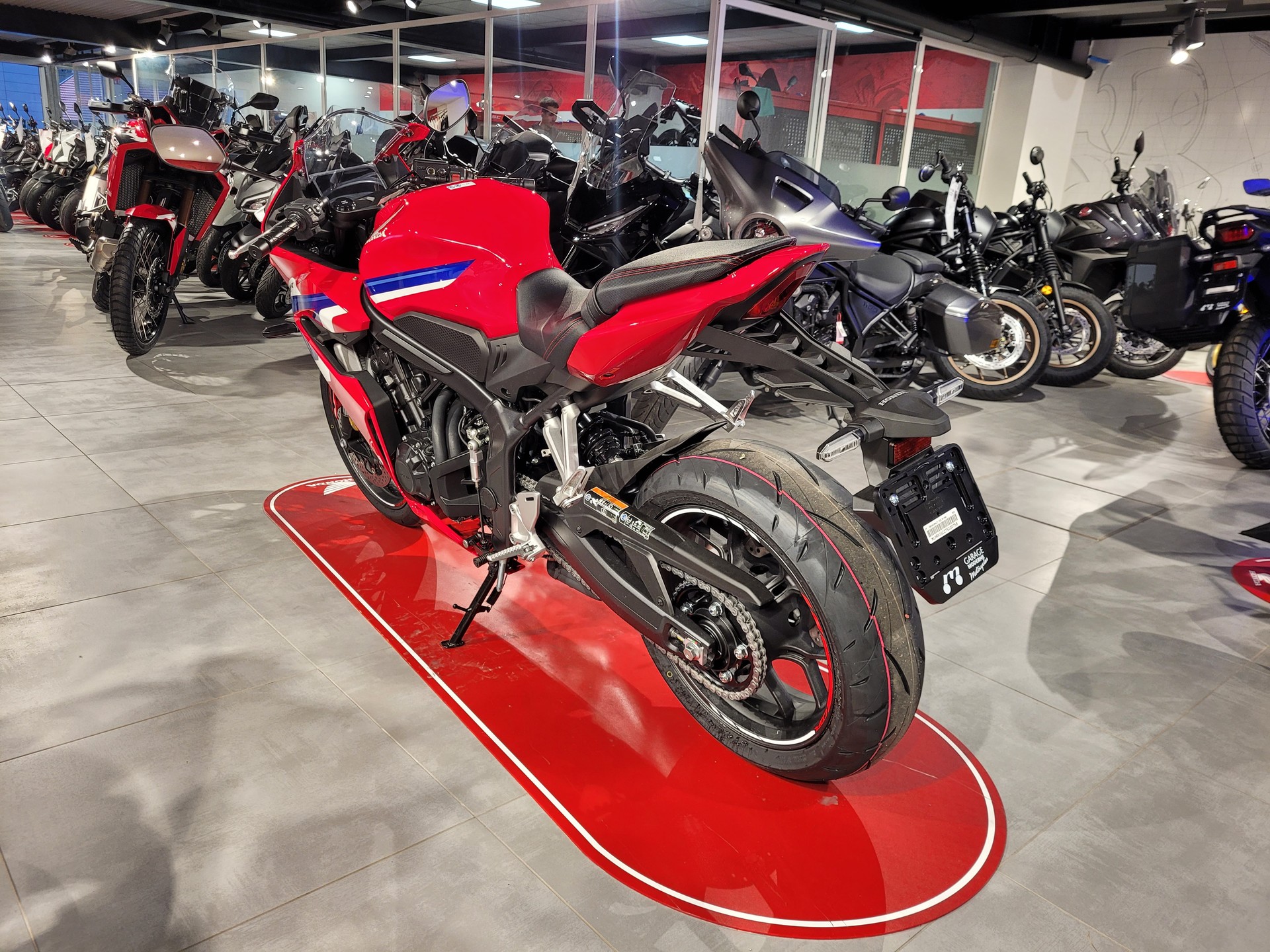 HONDA CBR 650 R E-Clutch-showroom-element-3