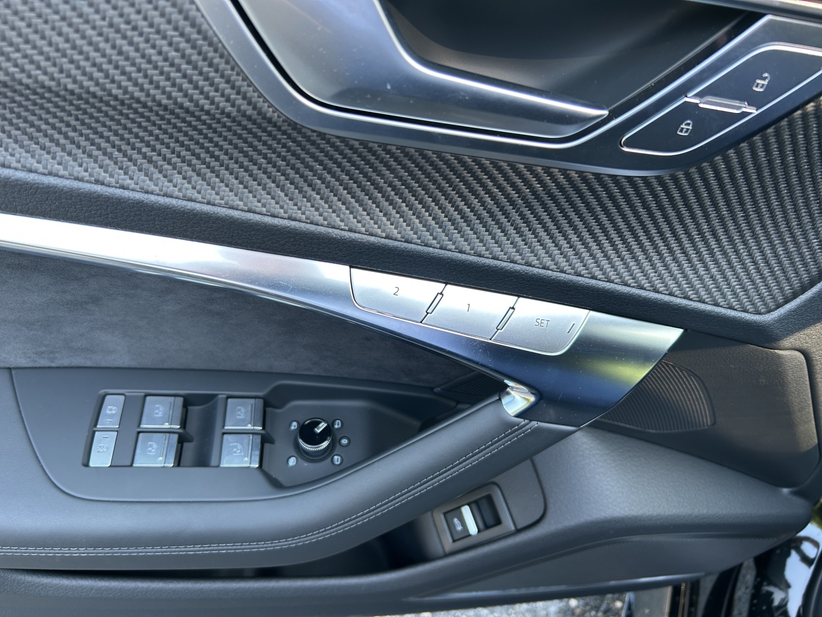 AUDI RS6 Avant 4.0 TFSI V8 Performance quattro - AHK - Standheizung - Head-up - Matrix-Laser-Licht-image-8