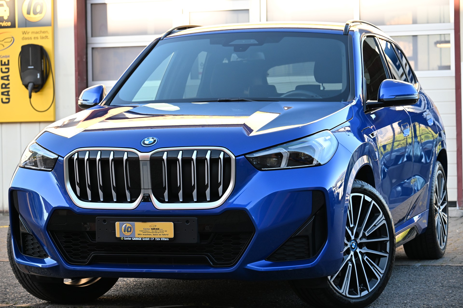 BMW X1 xDrive 30e M Sport-showroom-element-1