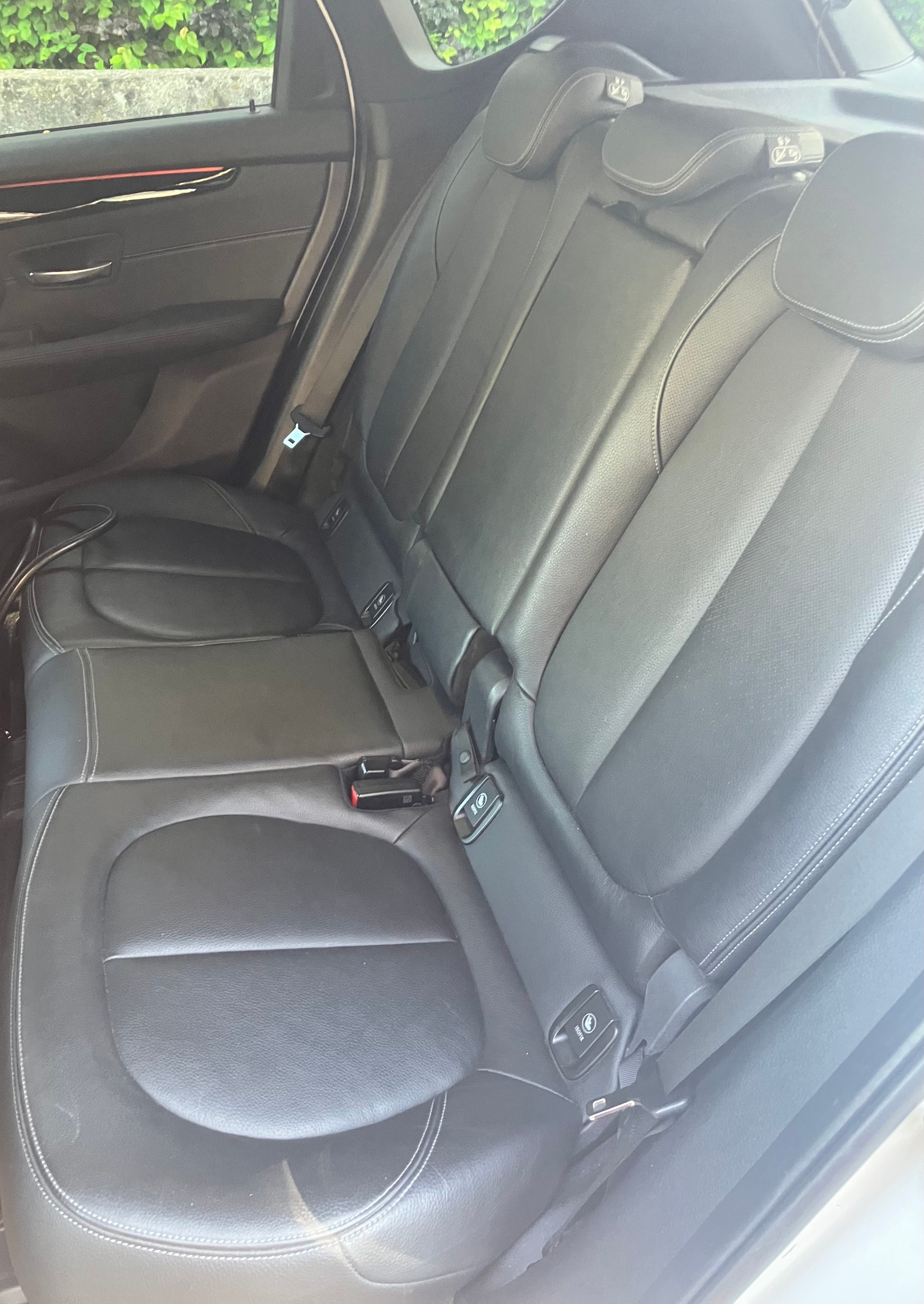 BMW 220d xDrive Active Tourer M-Sport Steptronic-image-5