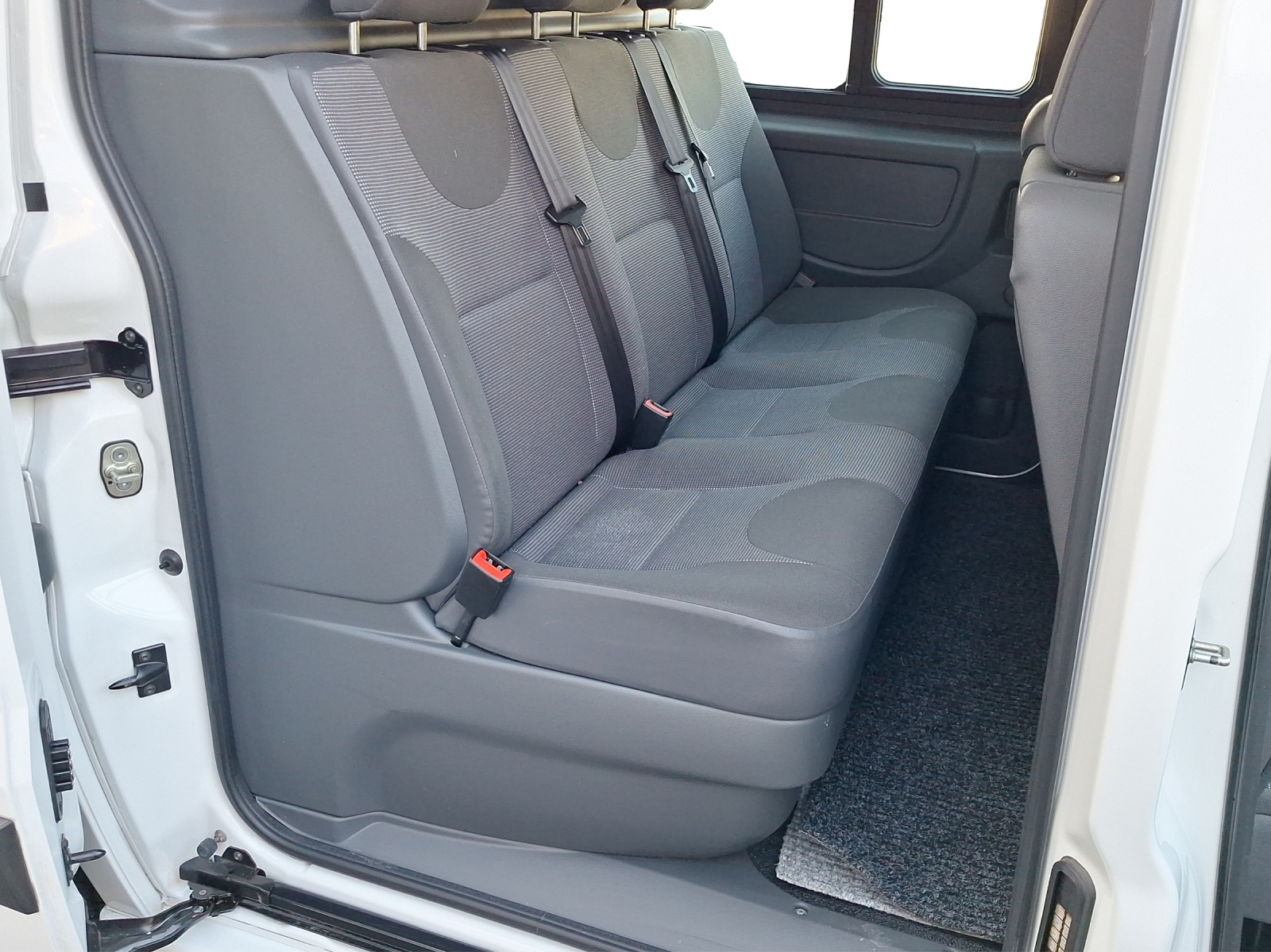 TOYOTA PROACE Crew Cab SWB 2.0 D Luna-image-11