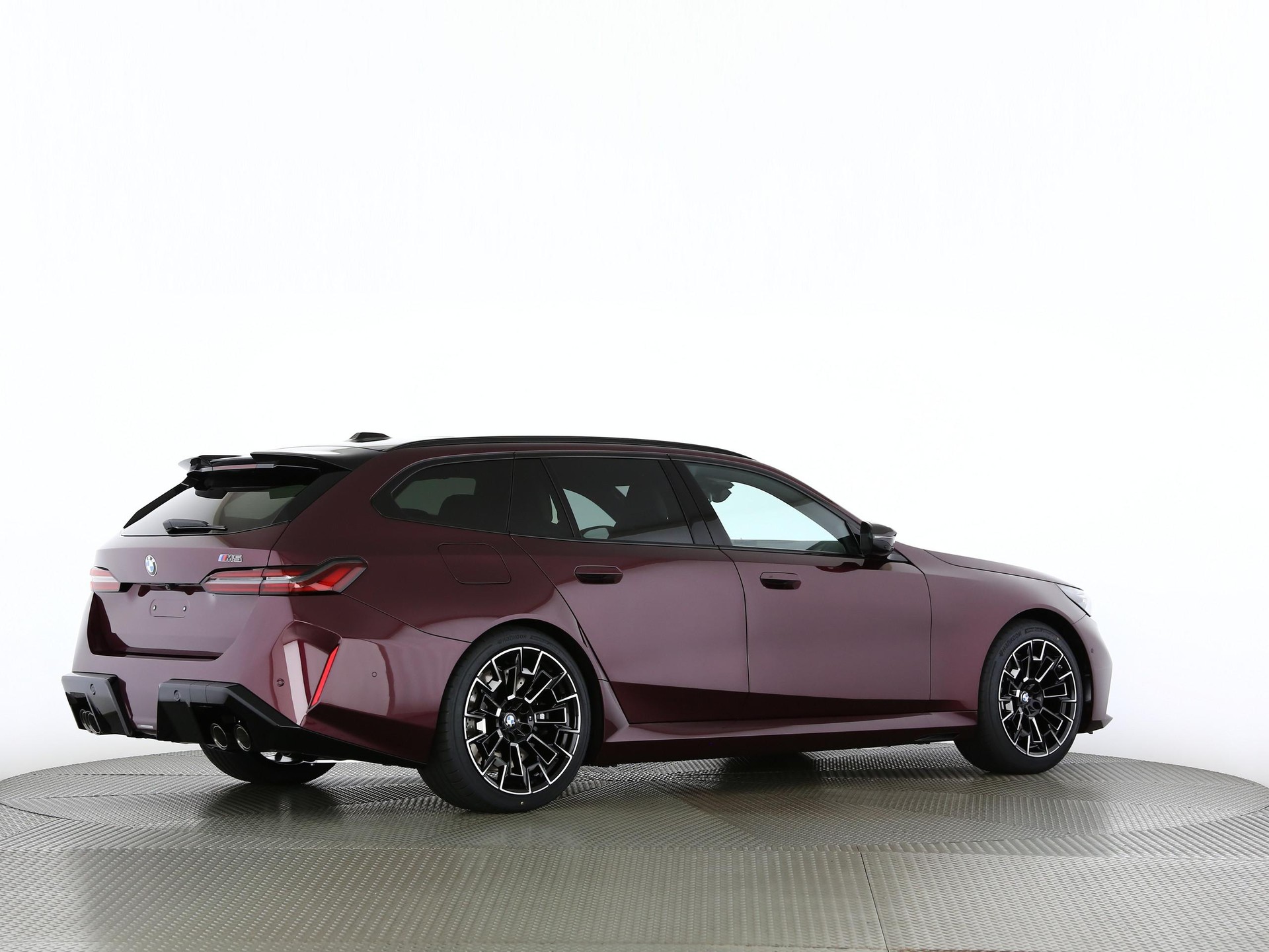 BMW M5 xDrive Touring-image-20