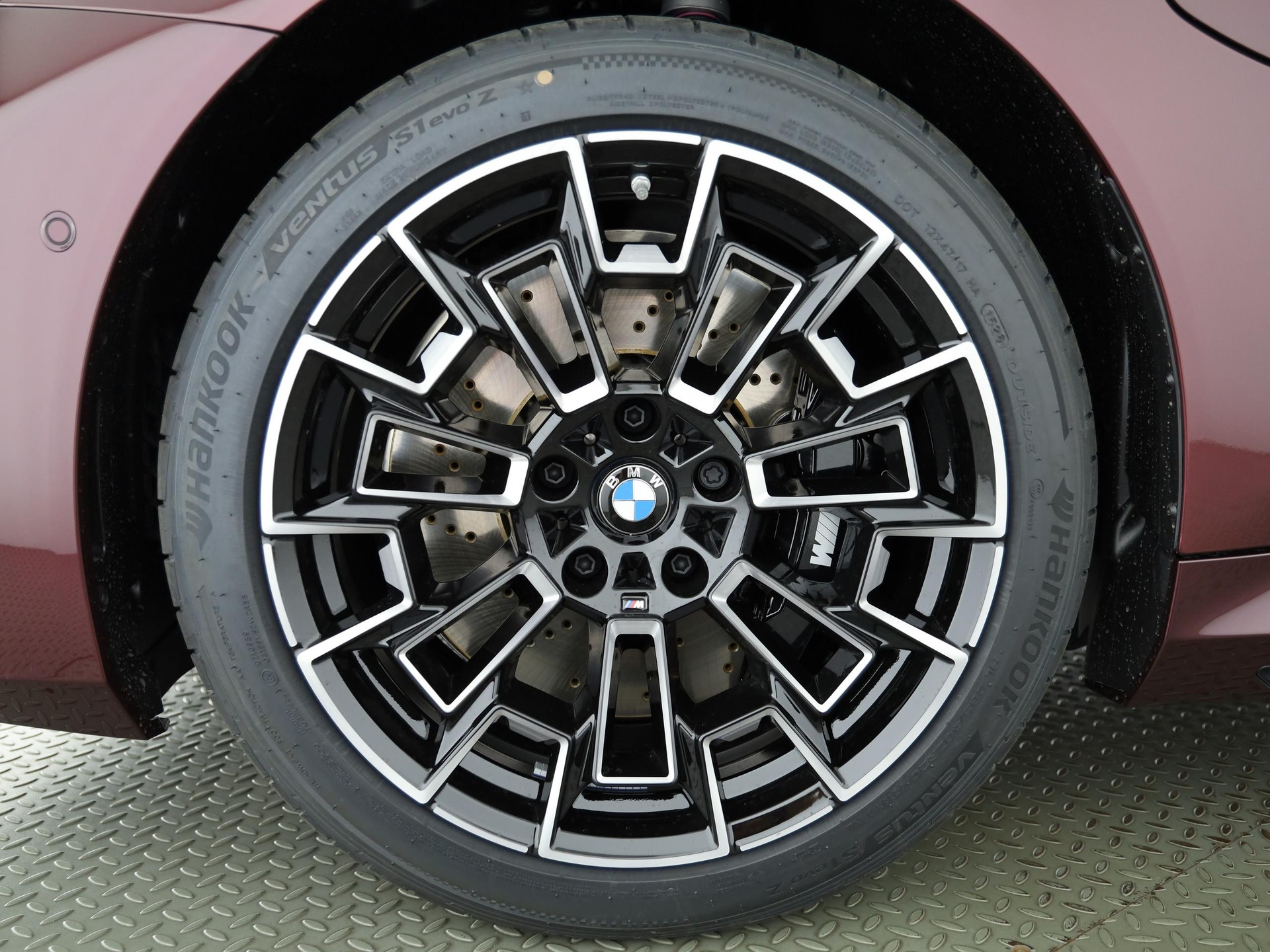 BMW M5 xDrive Touring-image-3