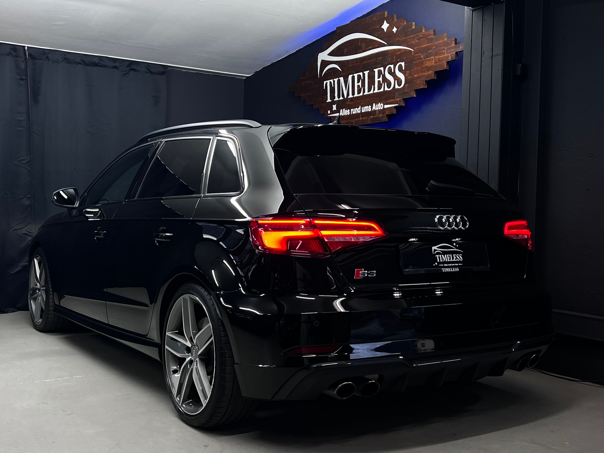 AUDI S3 Sportback 2.0 TFSI quattro S-tronic-image-5
