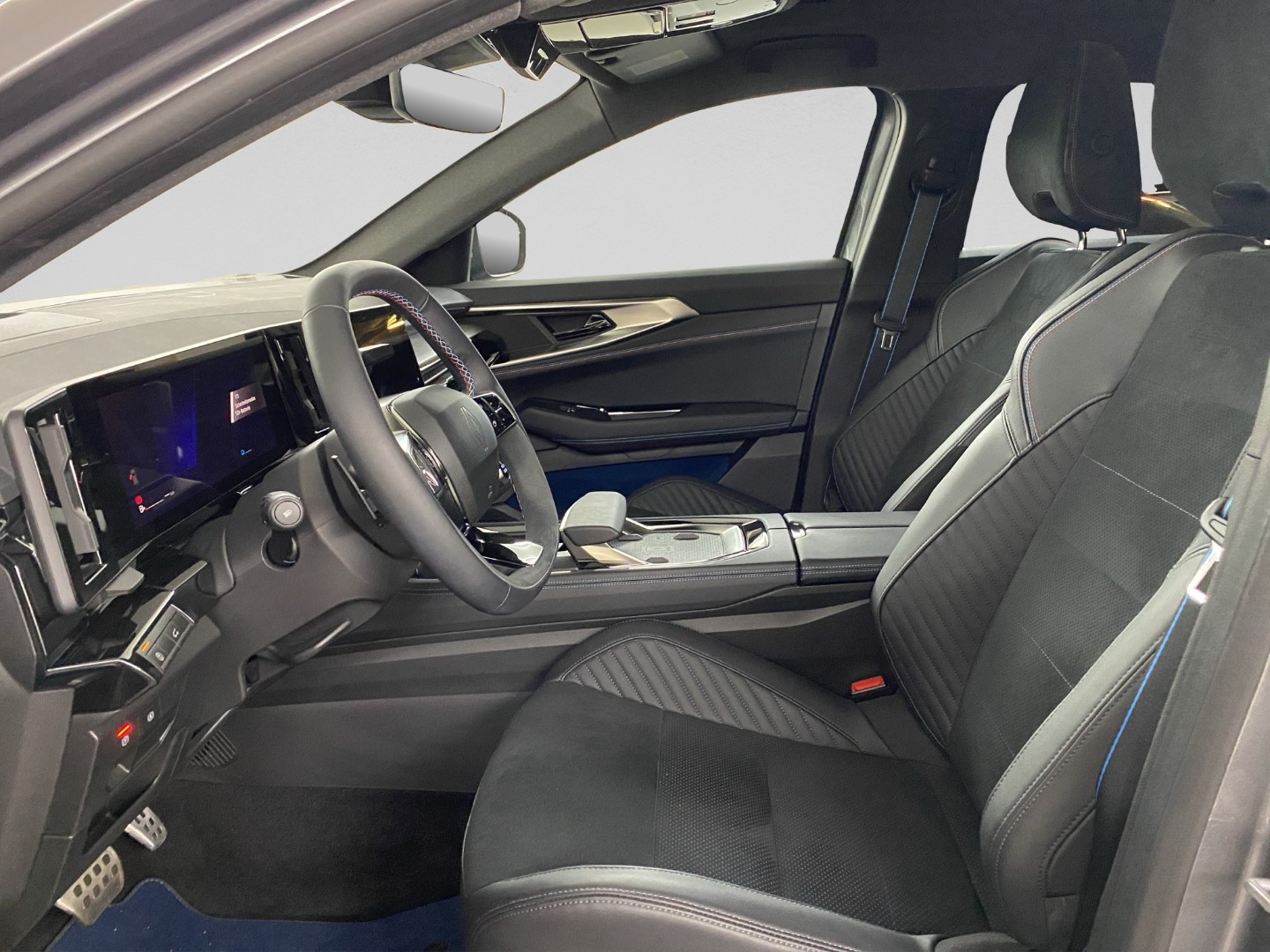 RENAULT Rafale 1.2 E-Tech Hybrid 200 Esprit Alpine-image-8