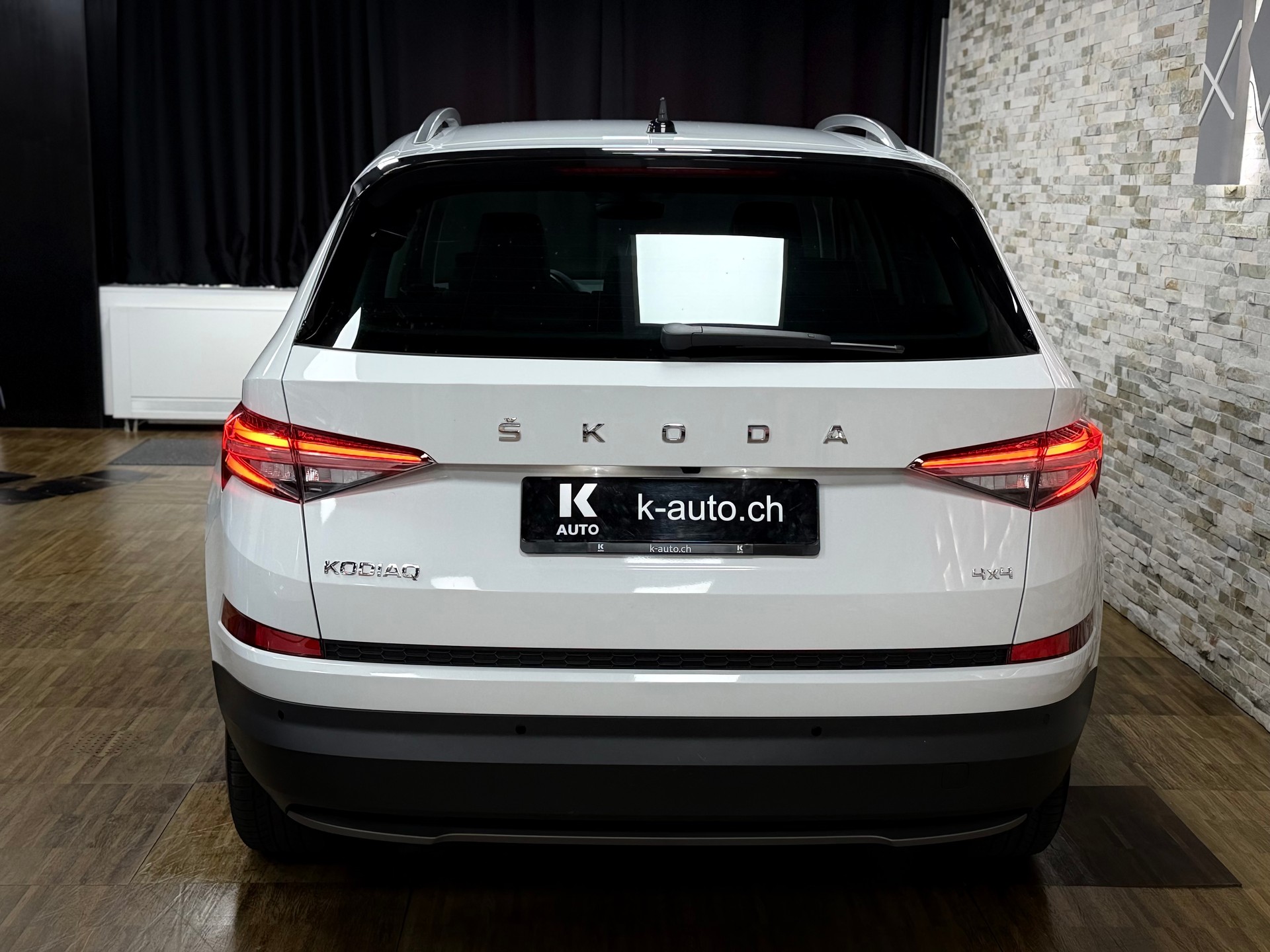 SKODA Kodiaq 2.0 TDI CR Style 4x4 DSG-showroom-element-2