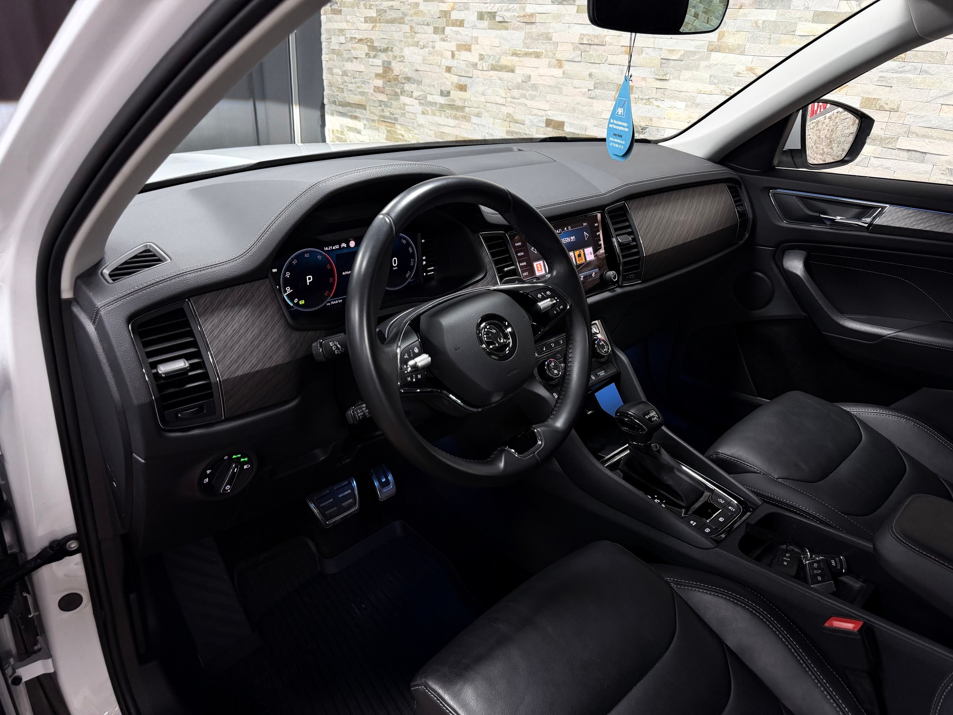 SKODA Kodiaq 2.0 TDI CR Style 4x4 DSG-image-11