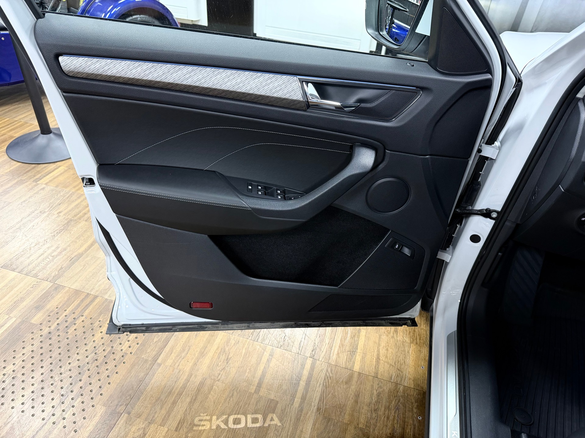 SKODA Kodiaq 2.0 TDI CR Style 4x4 DSG-image-9